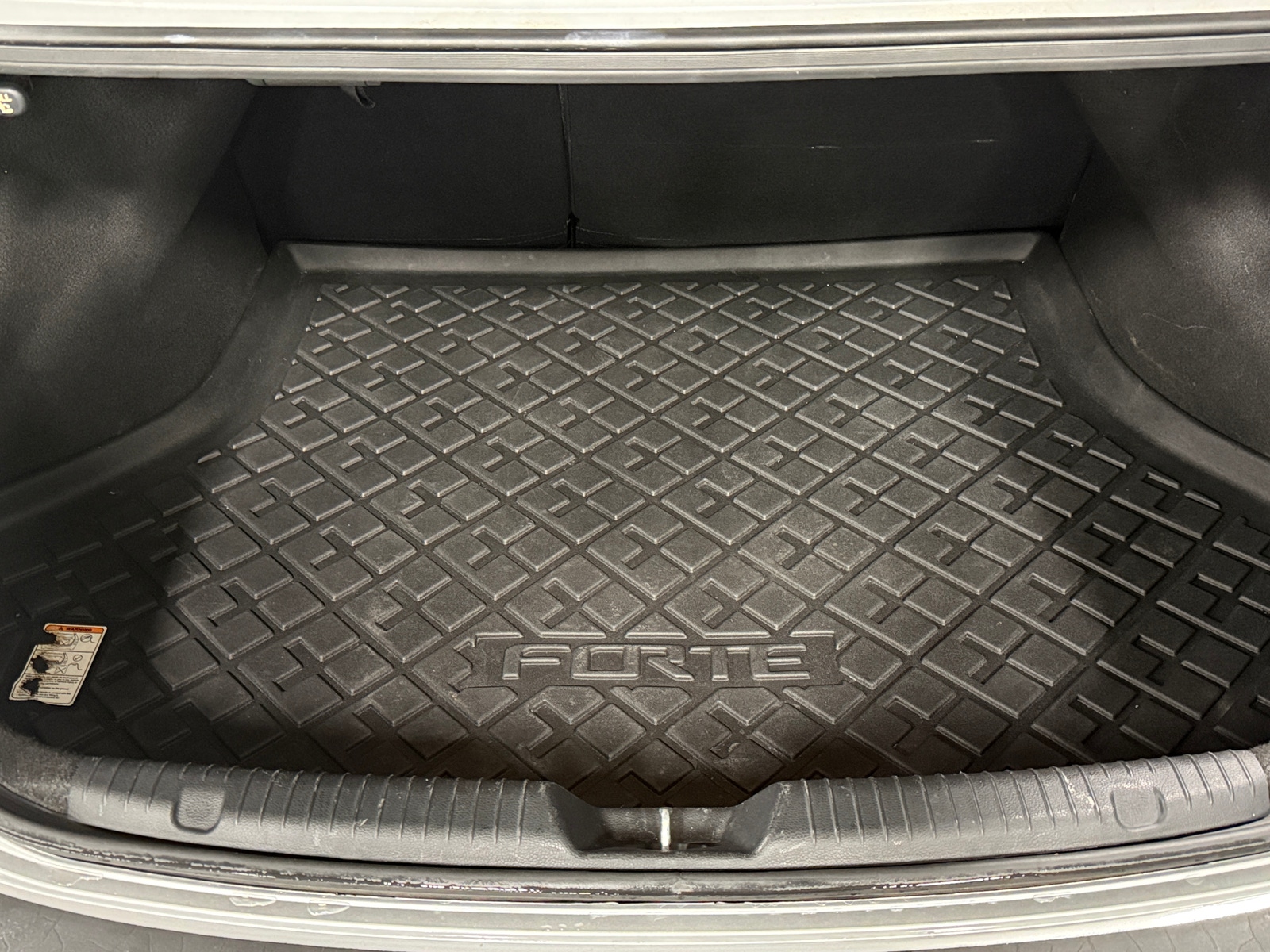 Thumbnail: 2016 Kia Forte - 7