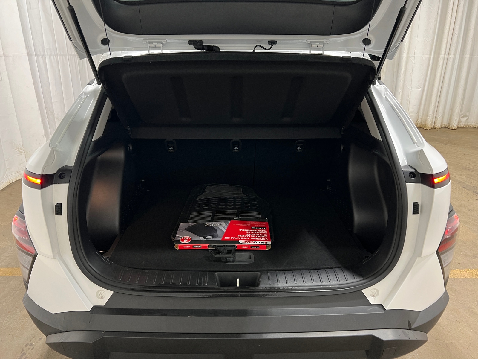 Thumbnail: 2025 Hyundai Kona - 7