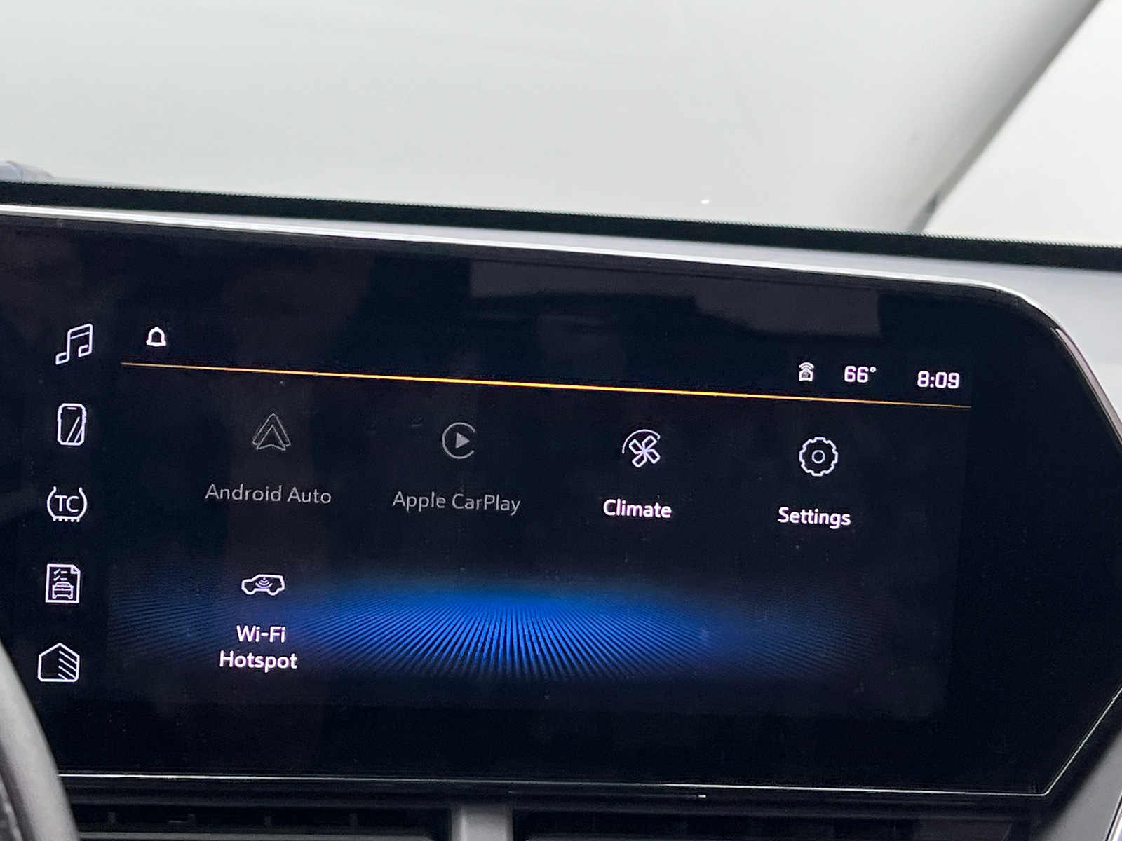 Thumbnail: 2025 Chevrolet Trax - 4