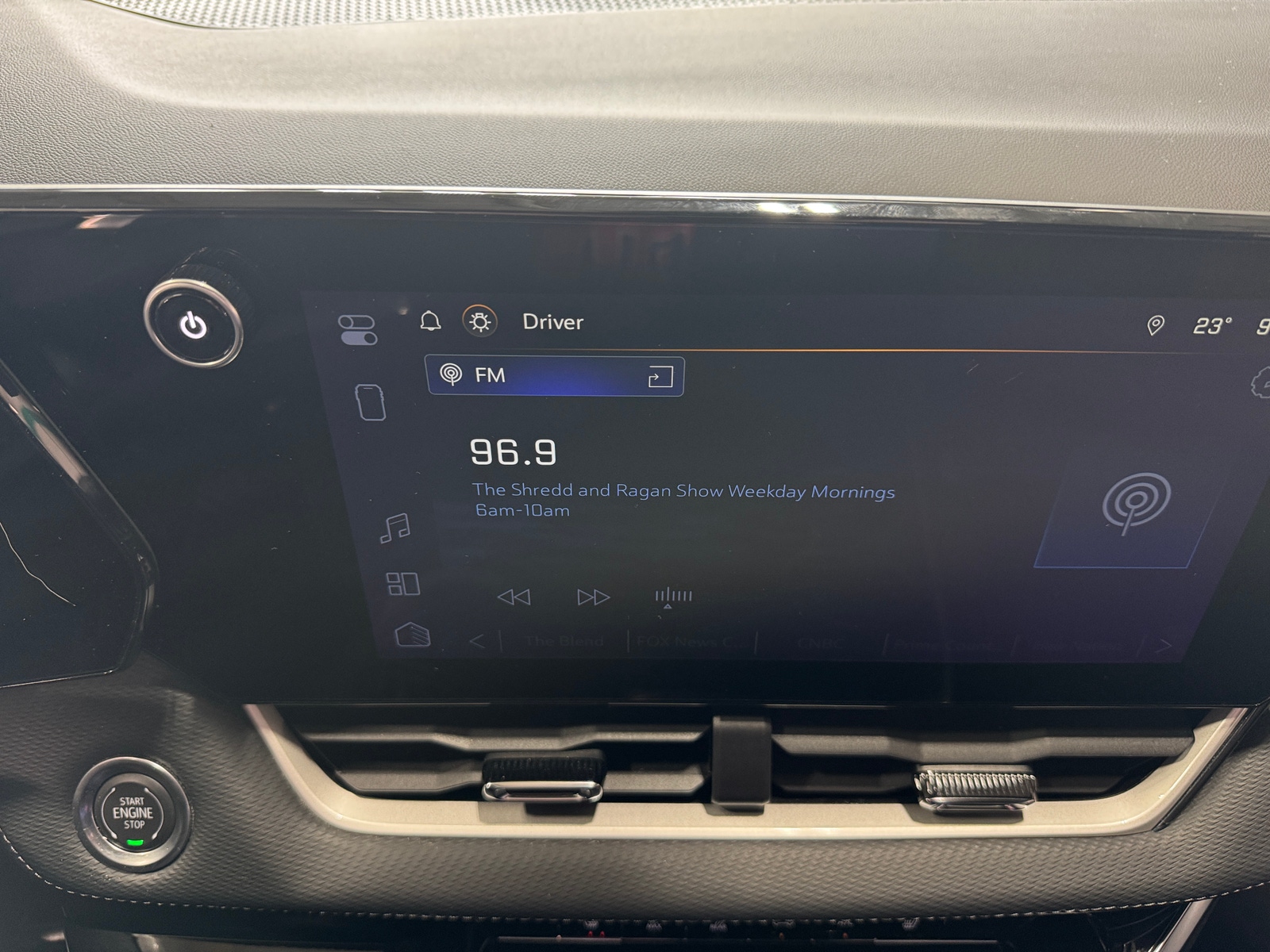 Thumbnail: 2025 Chevrolet Equinox - 4