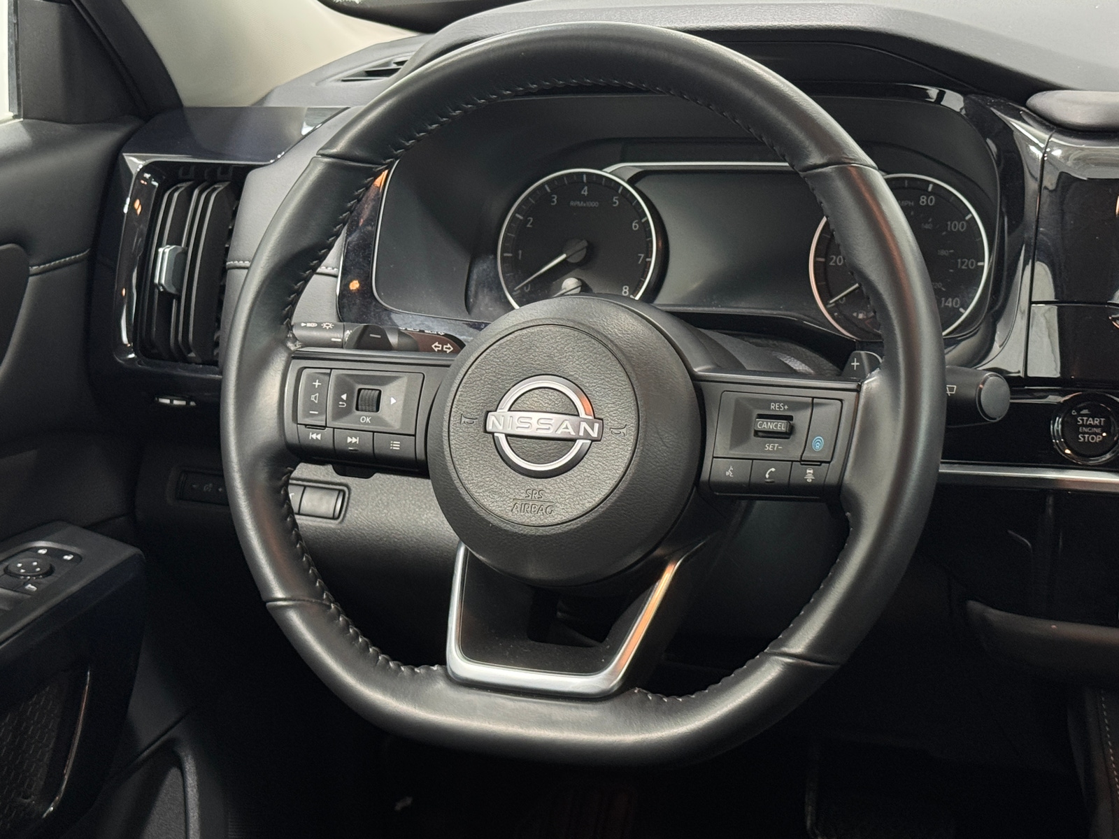 Thumbnail: 2025 Nissan Pathfinder - 5