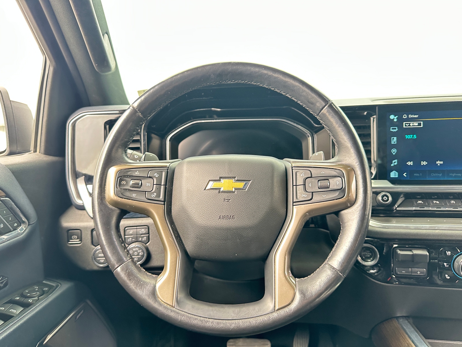 Thumbnail: 2023 Chevrolet Silverado 1500 - 4