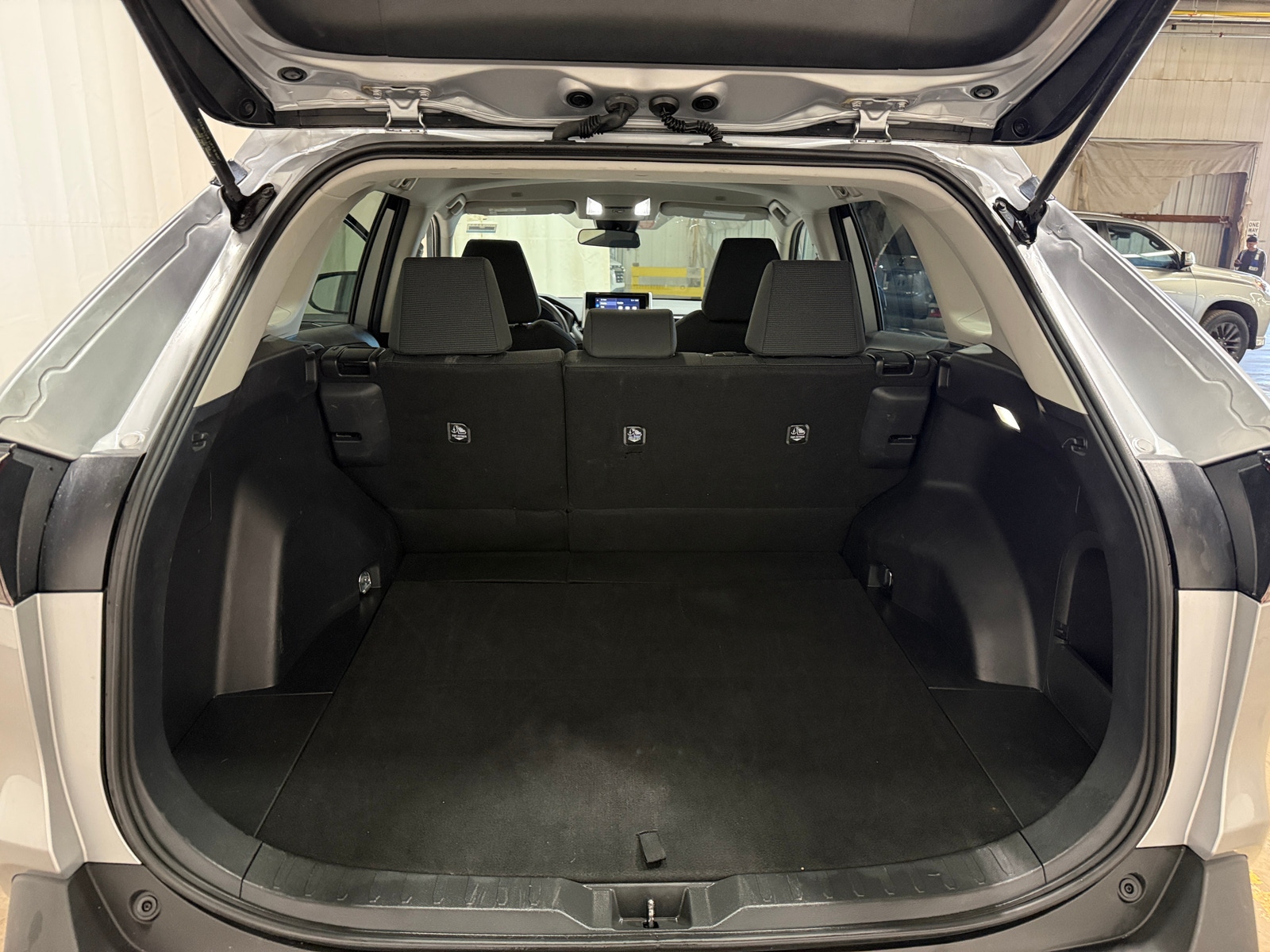 Thumbnail: 2025 Toyota RAV4 - 7