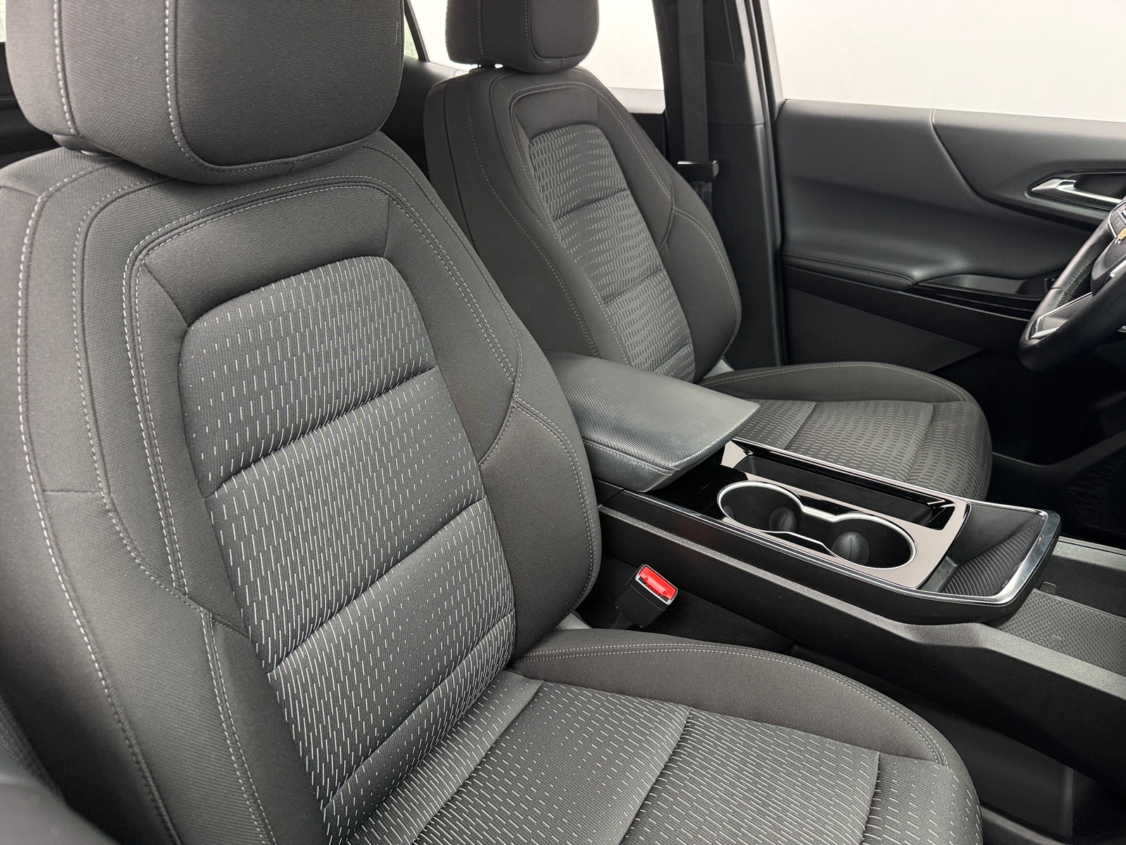 Thumbnail: 2025 Chevrolet Equinox - 2