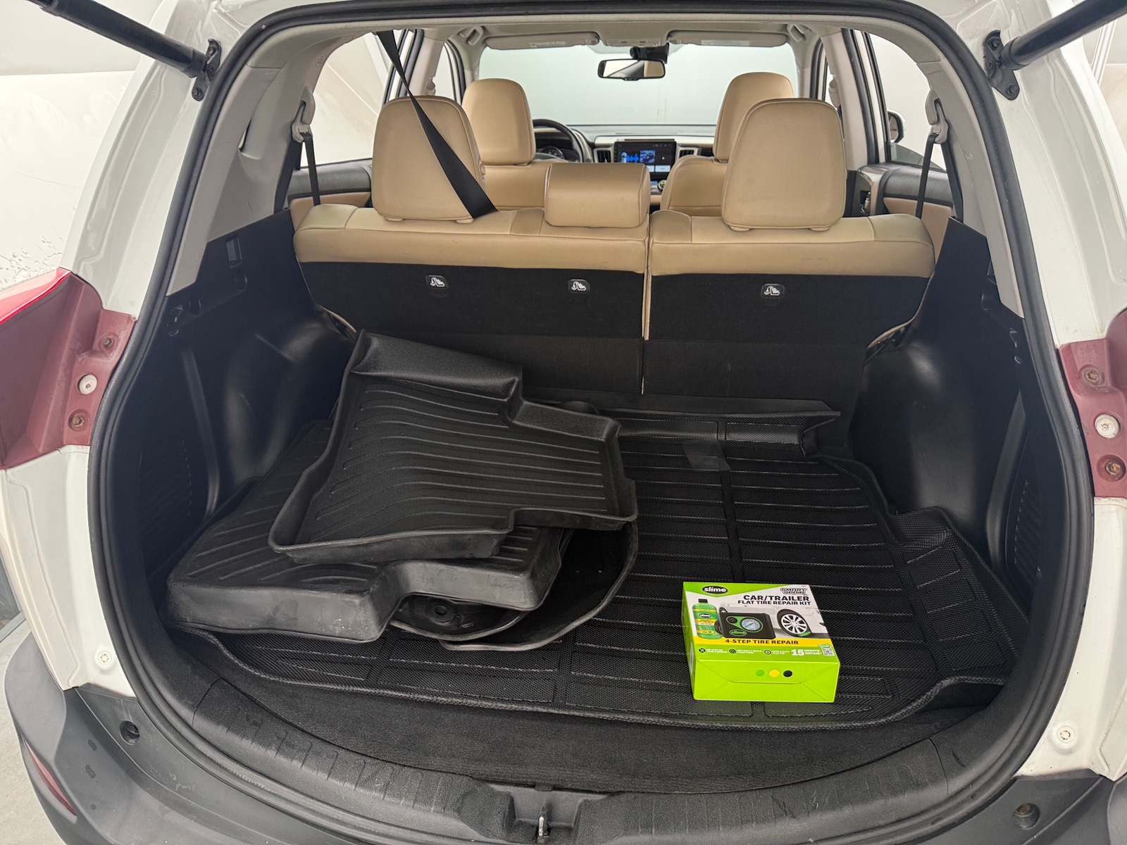 Thumbnail: 2015 Toyota RAV4 - 6