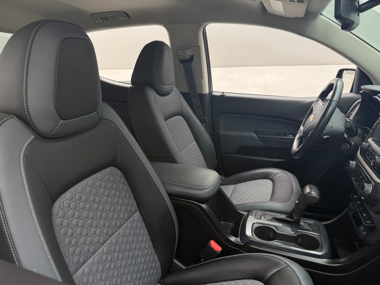 Thumbnail: 2018 Chevrolet Colorado - 2