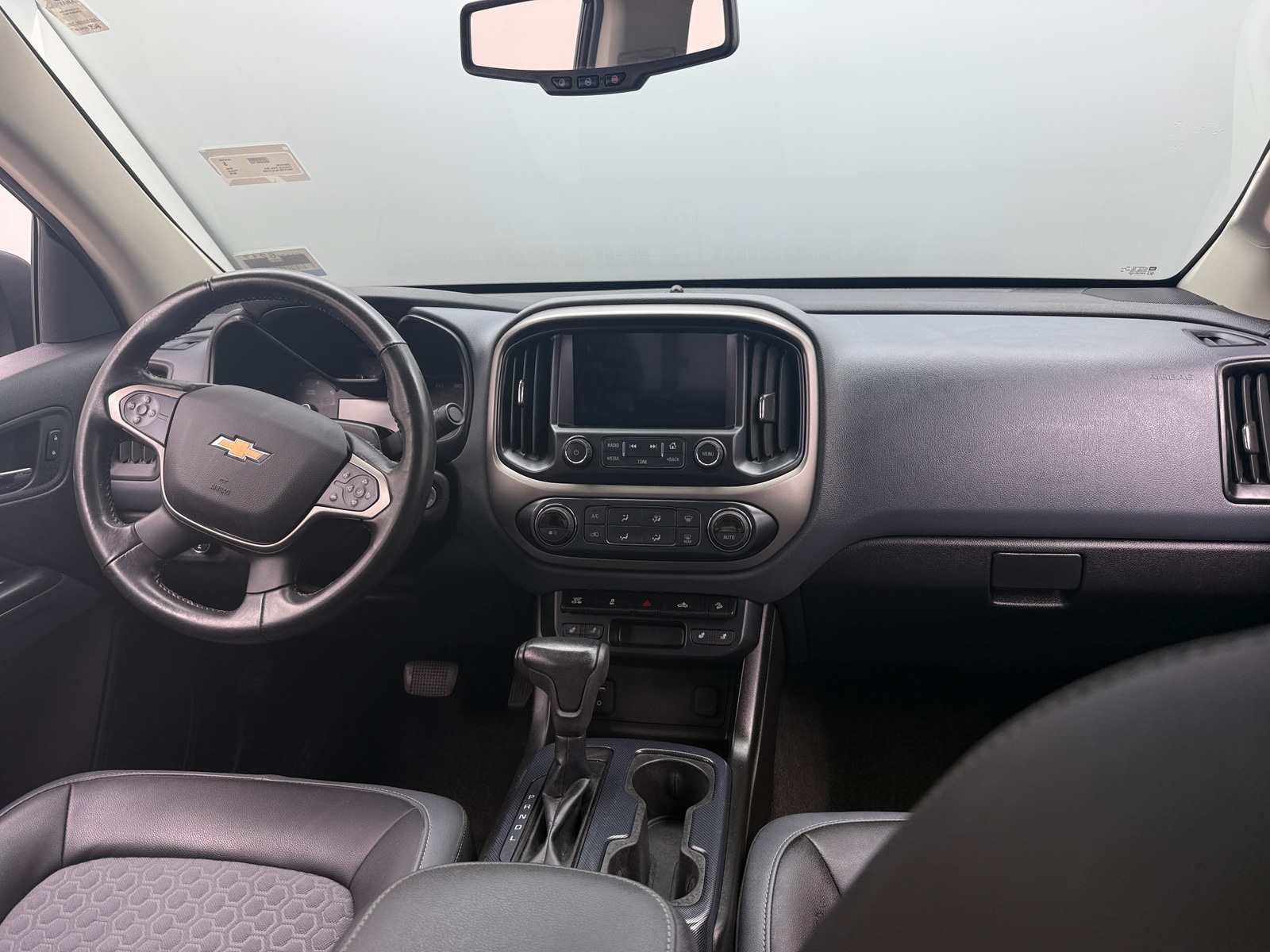 Thumbnail: 2018 Chevrolet Colorado - 3