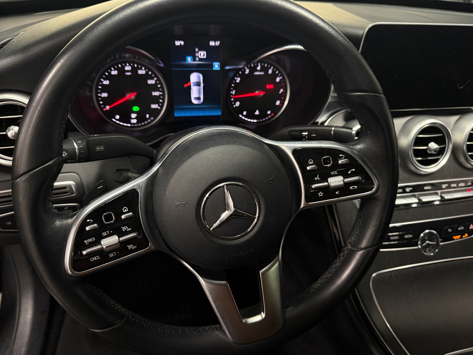 Thumbnail: 2020 Mercedes-Benz C-Class - 4