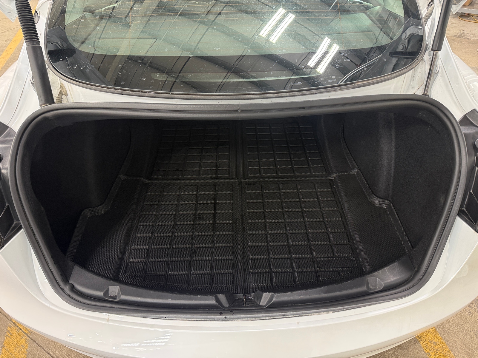 Thumbnail: 2023 Tesla Model 3 - 5