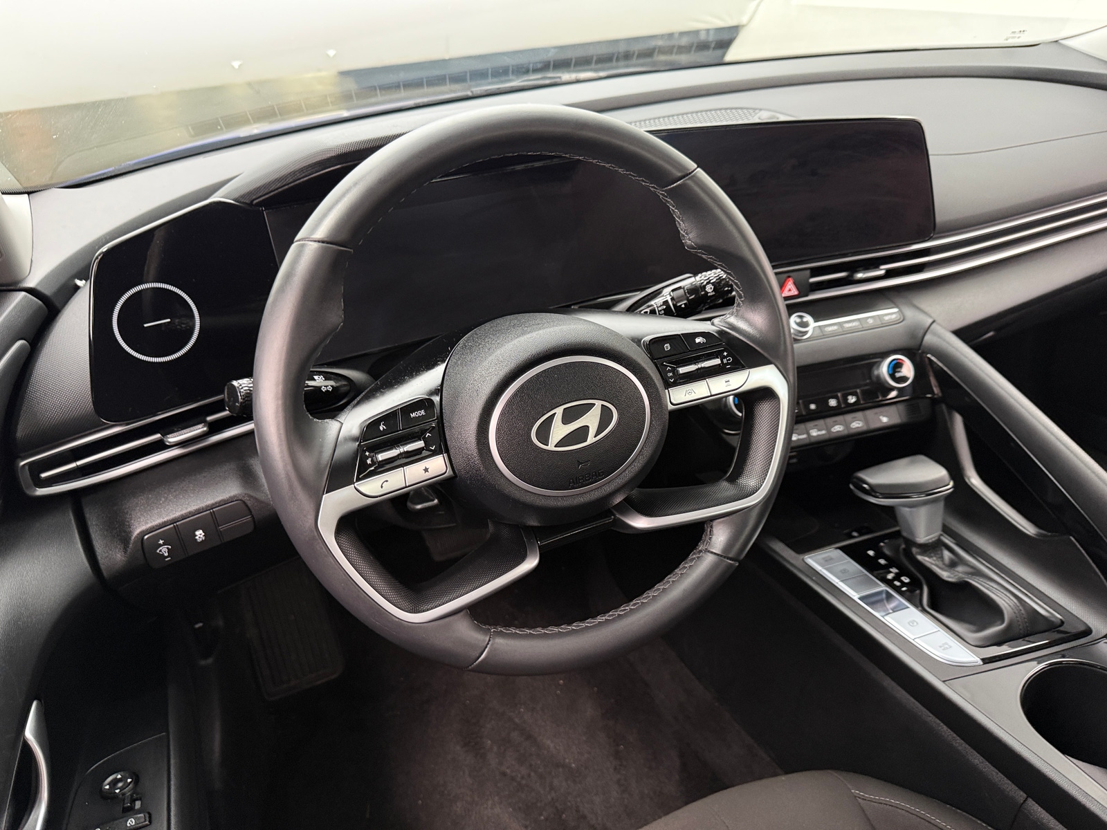 Thumbnail: 2025 Hyundai Elantra - 5