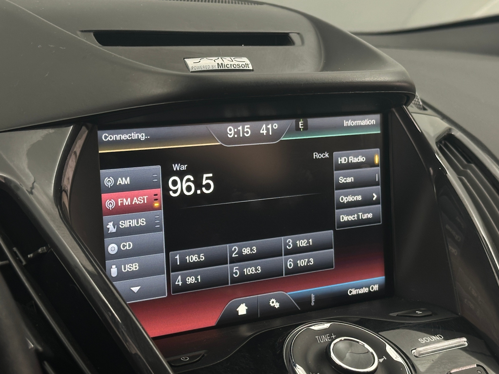 Thumbnail: 2014 Ford Escape - 3