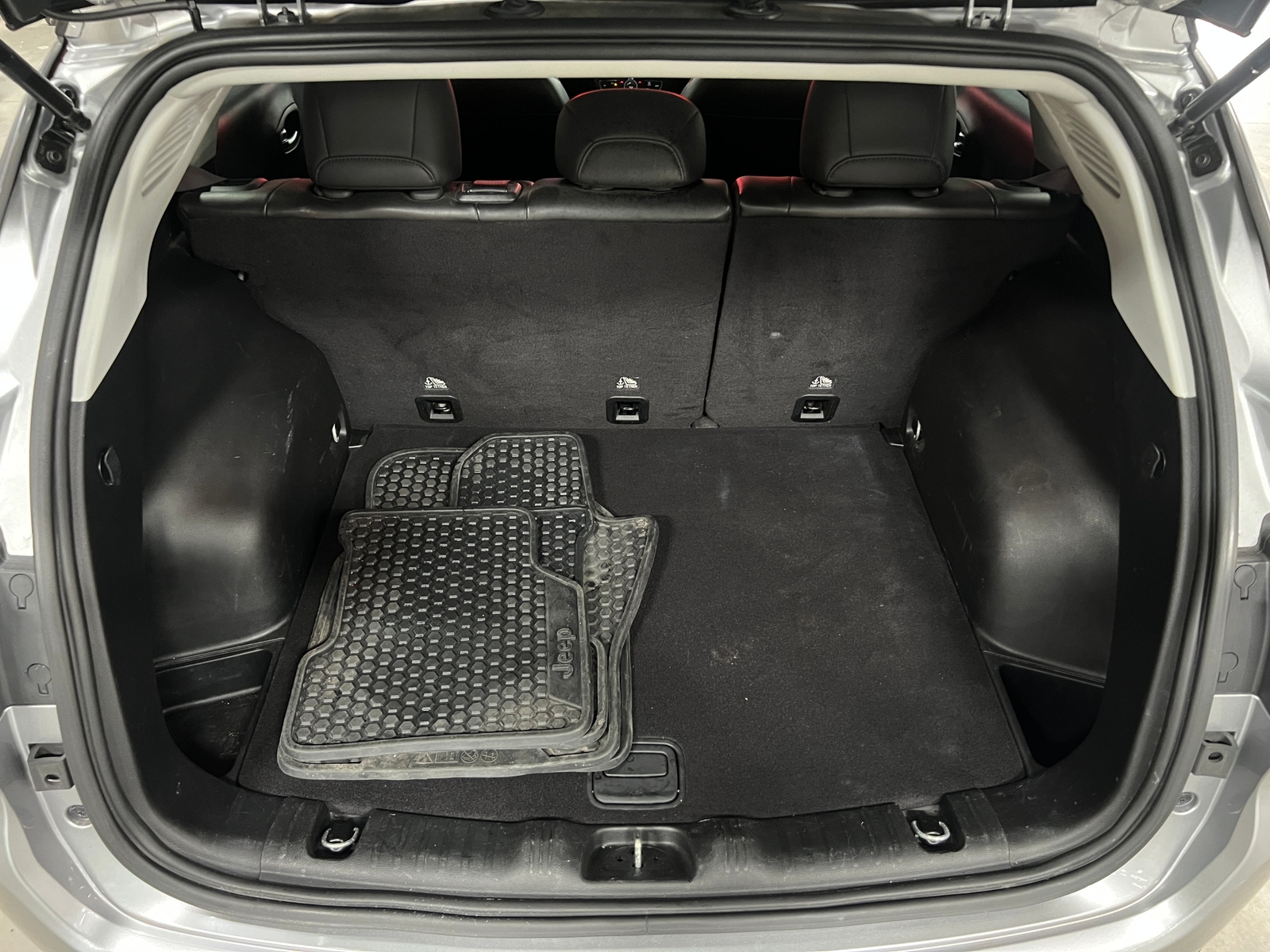 Thumbnail: 2019 Jeep Compass - 6