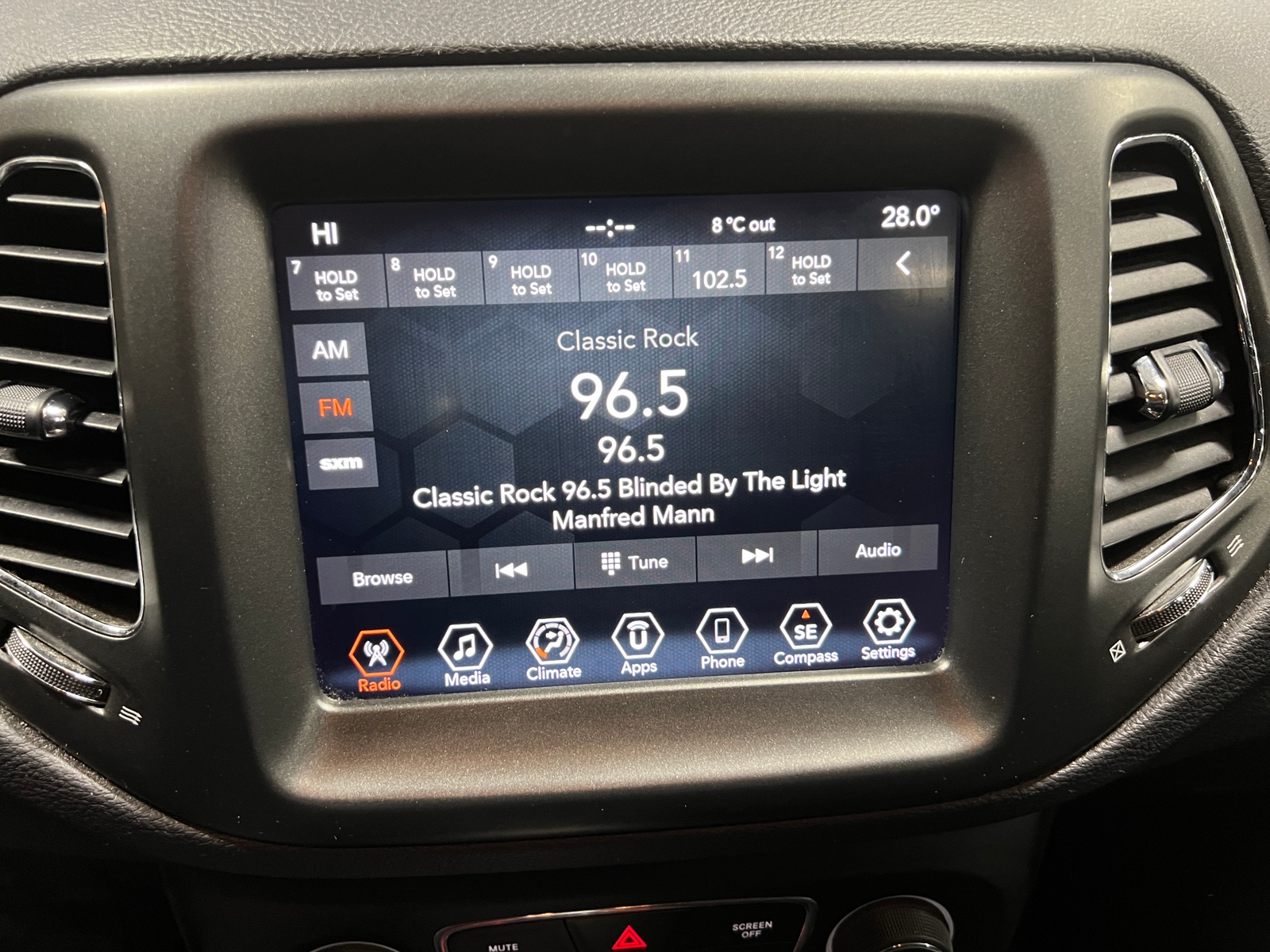 Thumbnail: 2019 Jeep Compass - 3