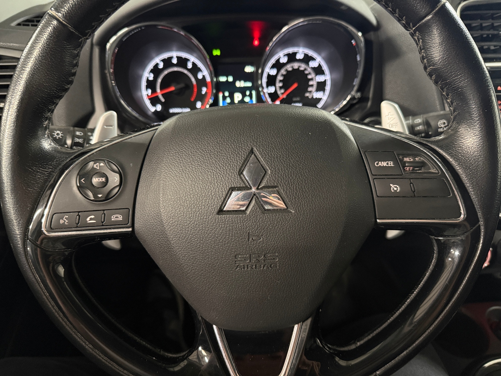 Thumbnail: 2016 Mitsubishi Outlander Sport - 4