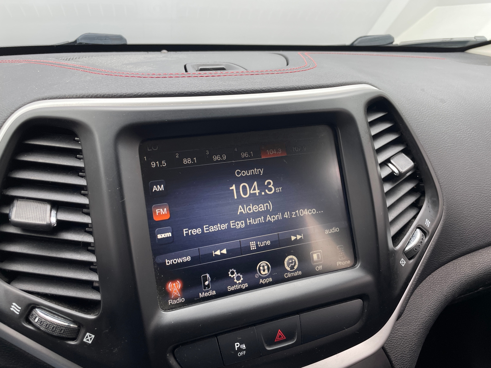 Thumbnail: 2018 Jeep Cherokee - 4