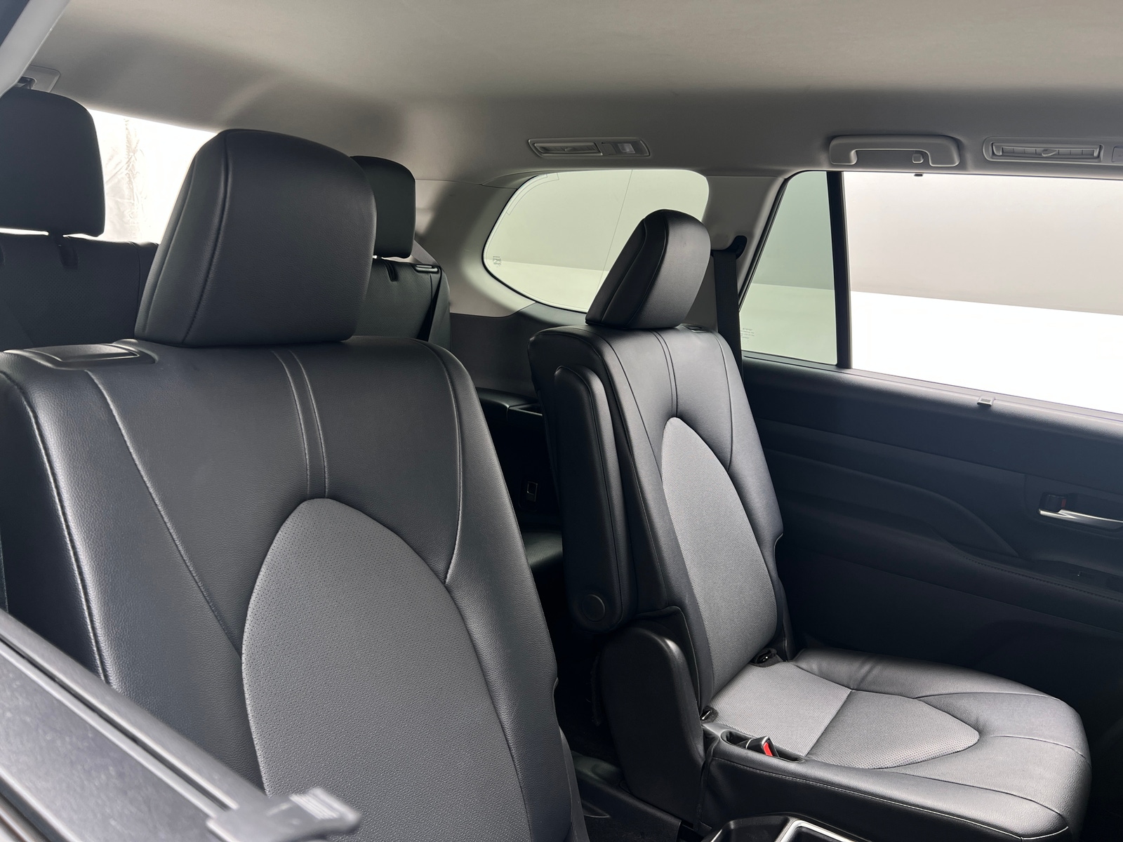 Thumbnail: 2025 Toyota Grand Highlander - 6