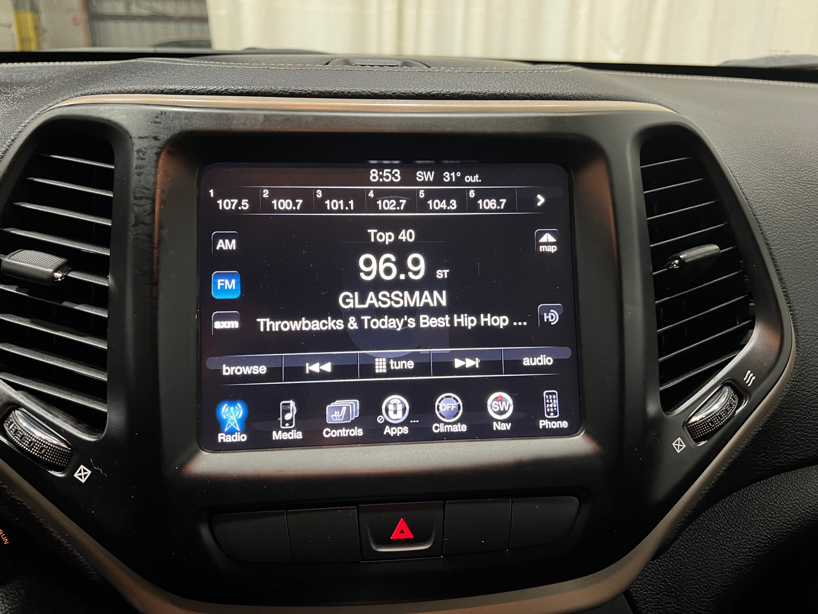 Thumbnail: 2014 Jeep Cherokee - 3