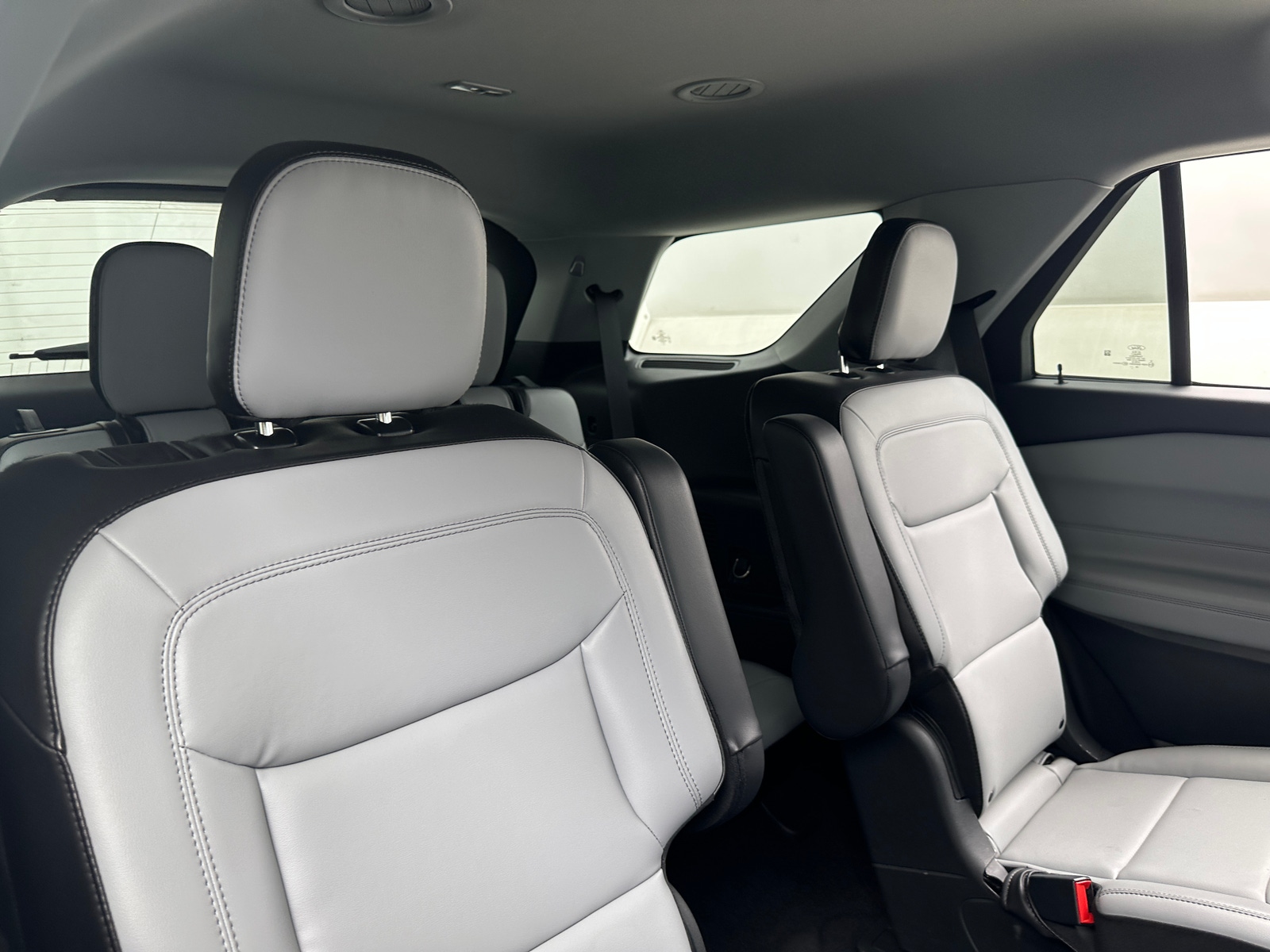 Thumbnail: 2021 Ford Explorer - 5