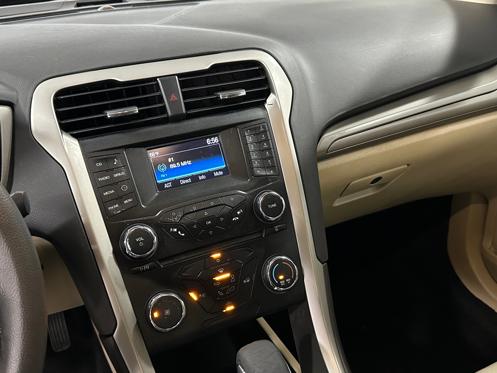 Thumbnail: 2015 Ford Fusion - 4