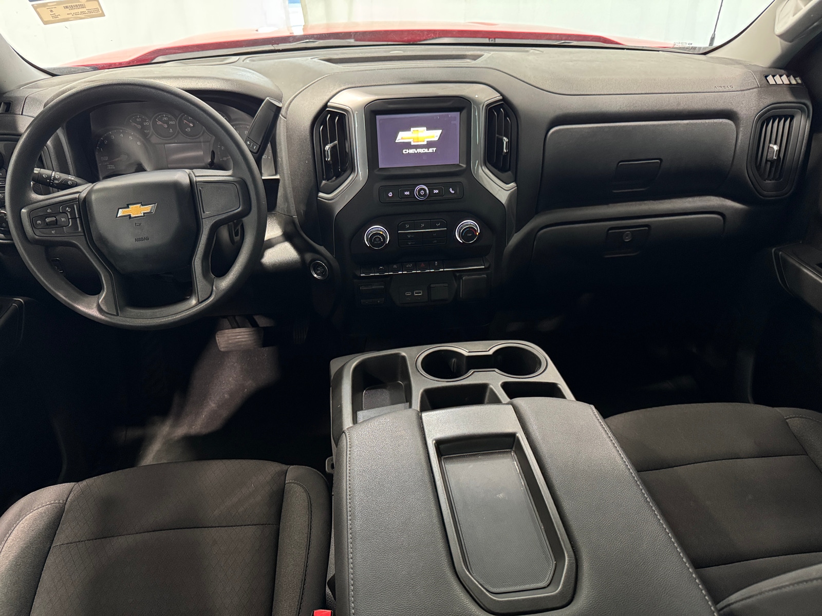 Thumbnail: 2024 Chevrolet Silverado 1500 - 3