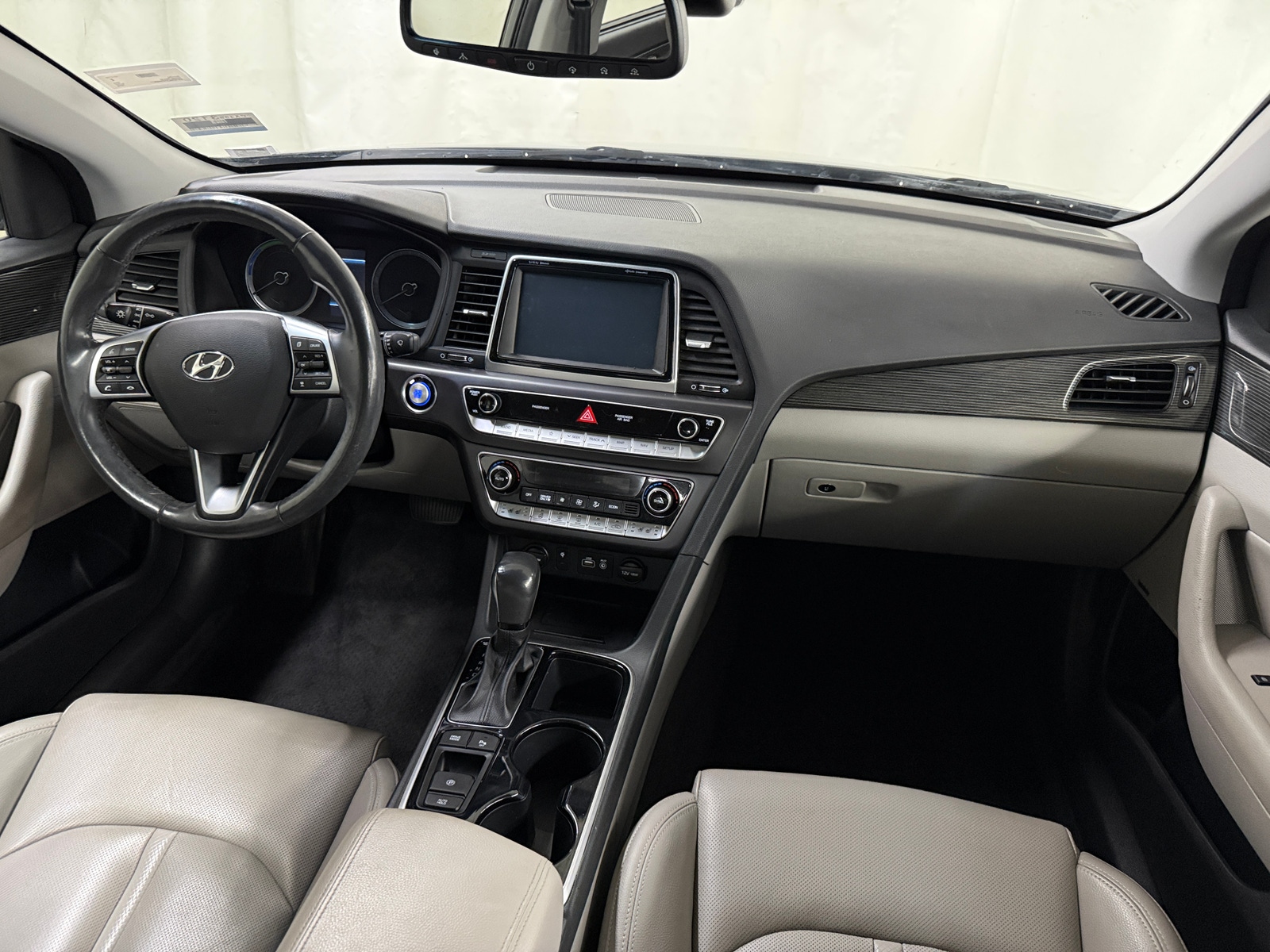 Thumbnail: 2019 Hyundai Sonata - 2