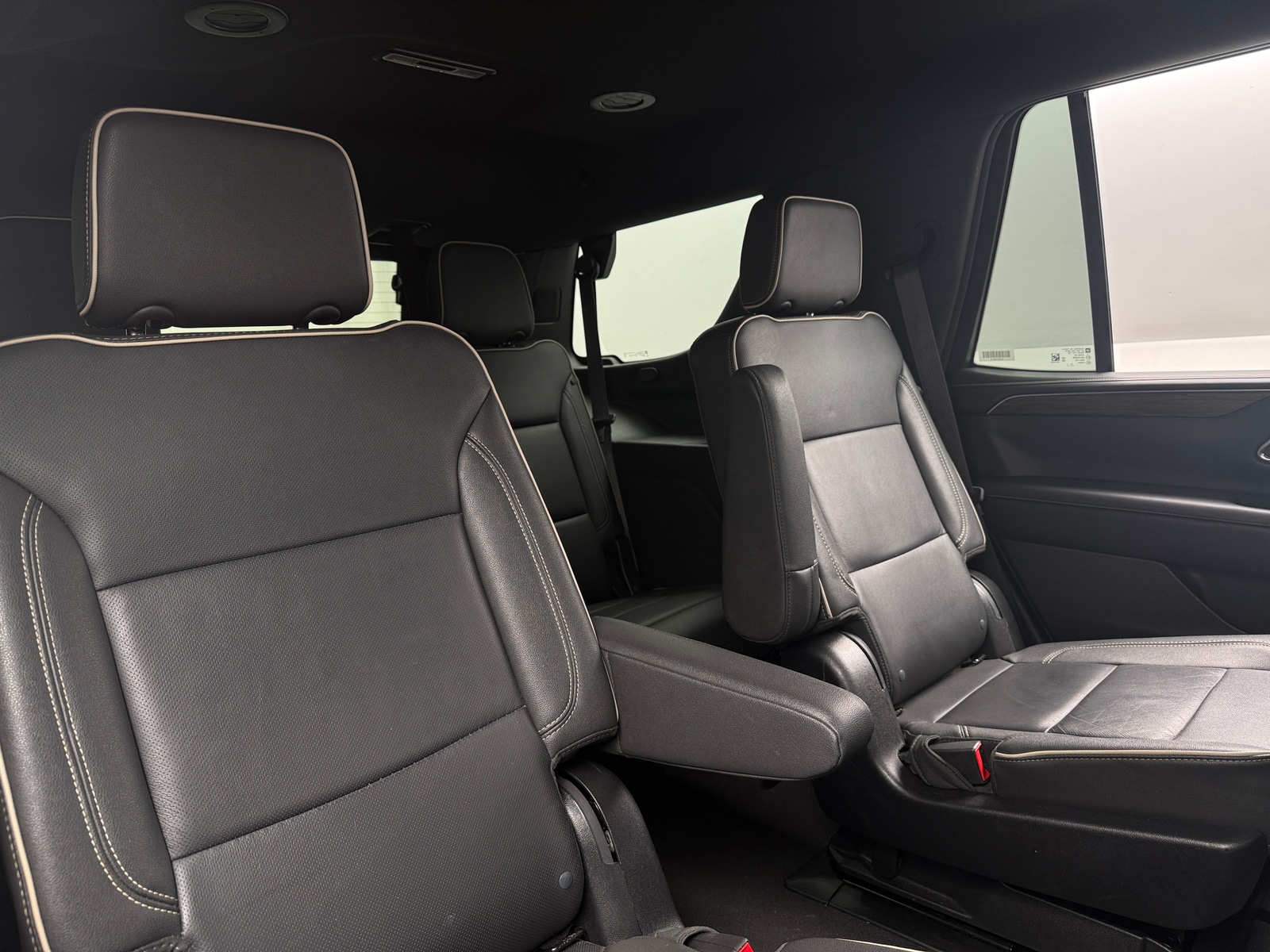 Thumbnail: 2024 Chevrolet Tahoe - 5