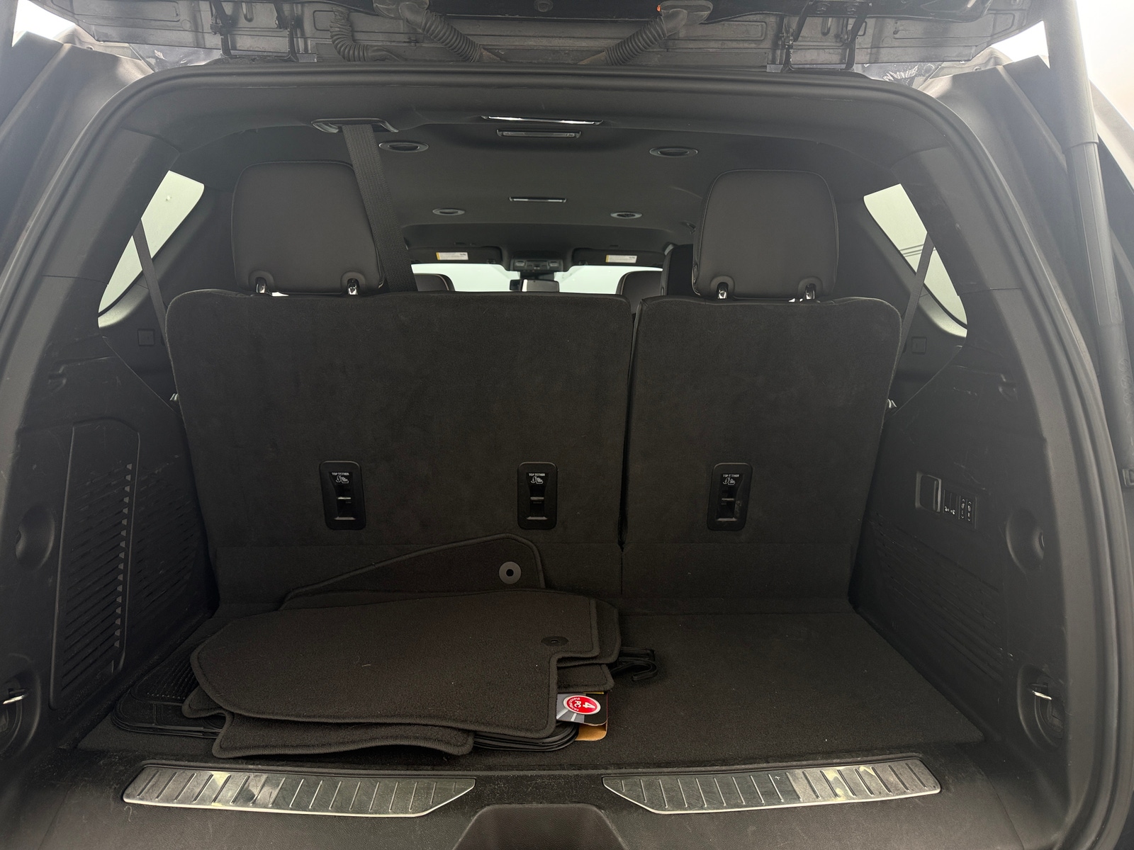 Thumbnail: 2024 Chevrolet Tahoe - 6