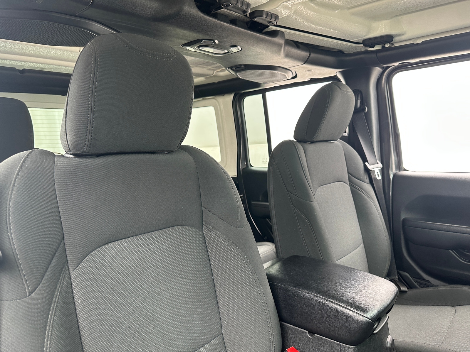 Thumbnail: 2022 Jeep Wrangler - 2