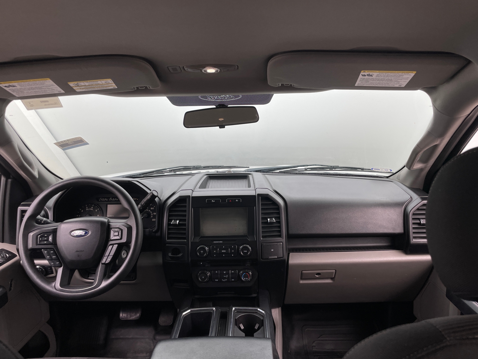 Thumbnail: 2018 Ford Econoline - 3