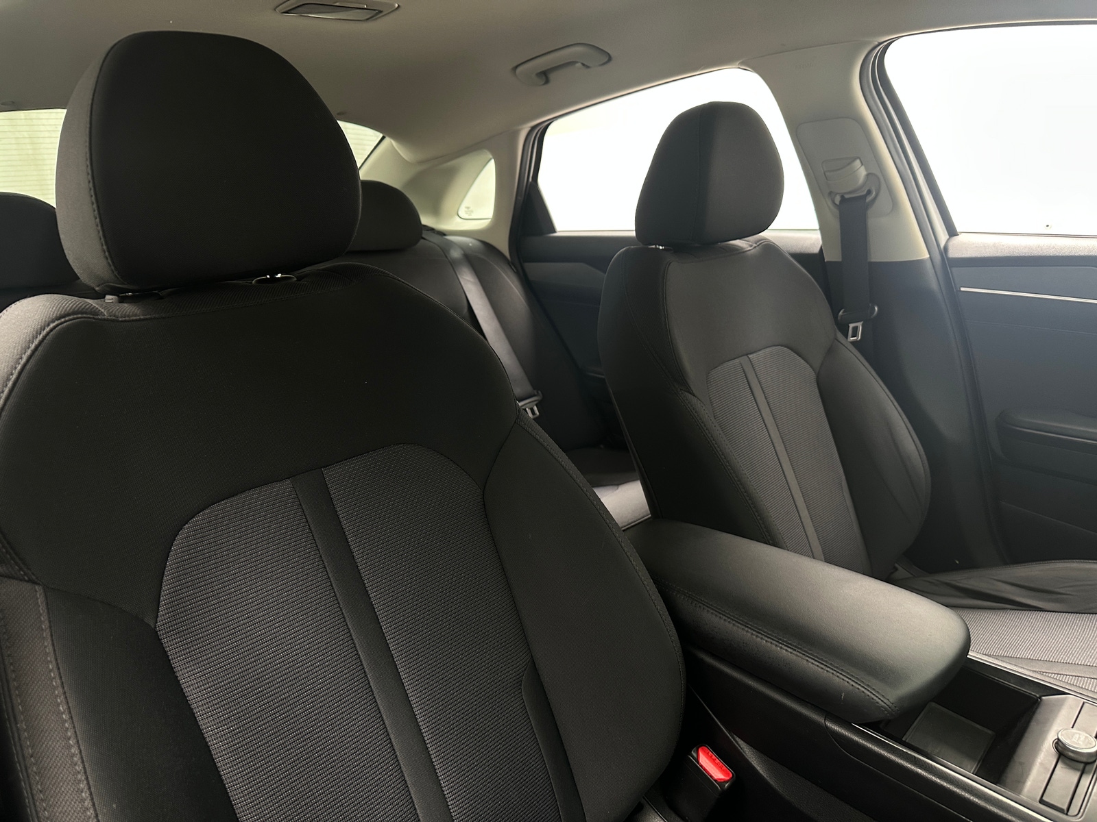 Thumbnail: 2023 Kia K5 - 2