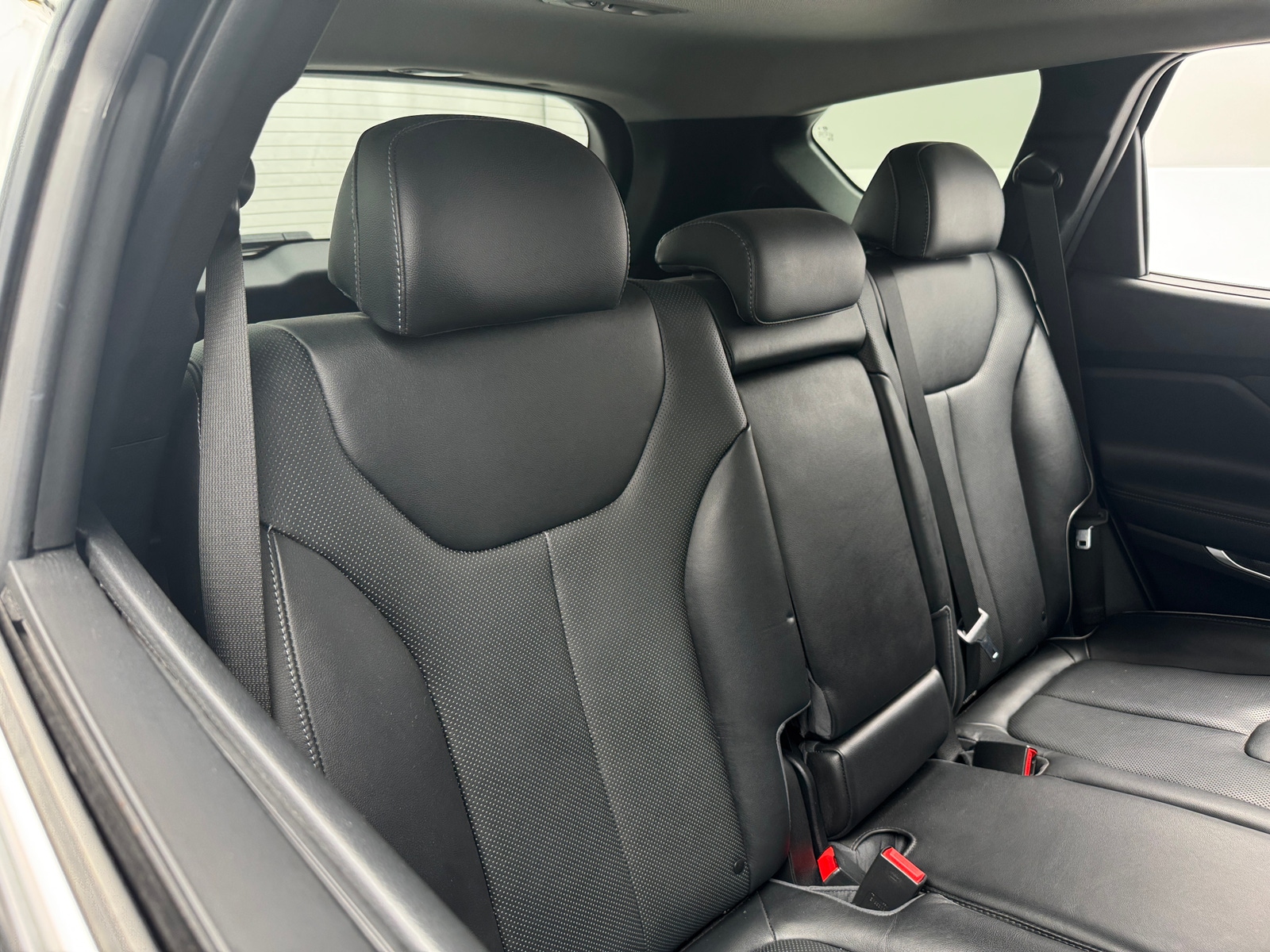 Thumbnail: 2022 Hyundai Santa Fe - 5