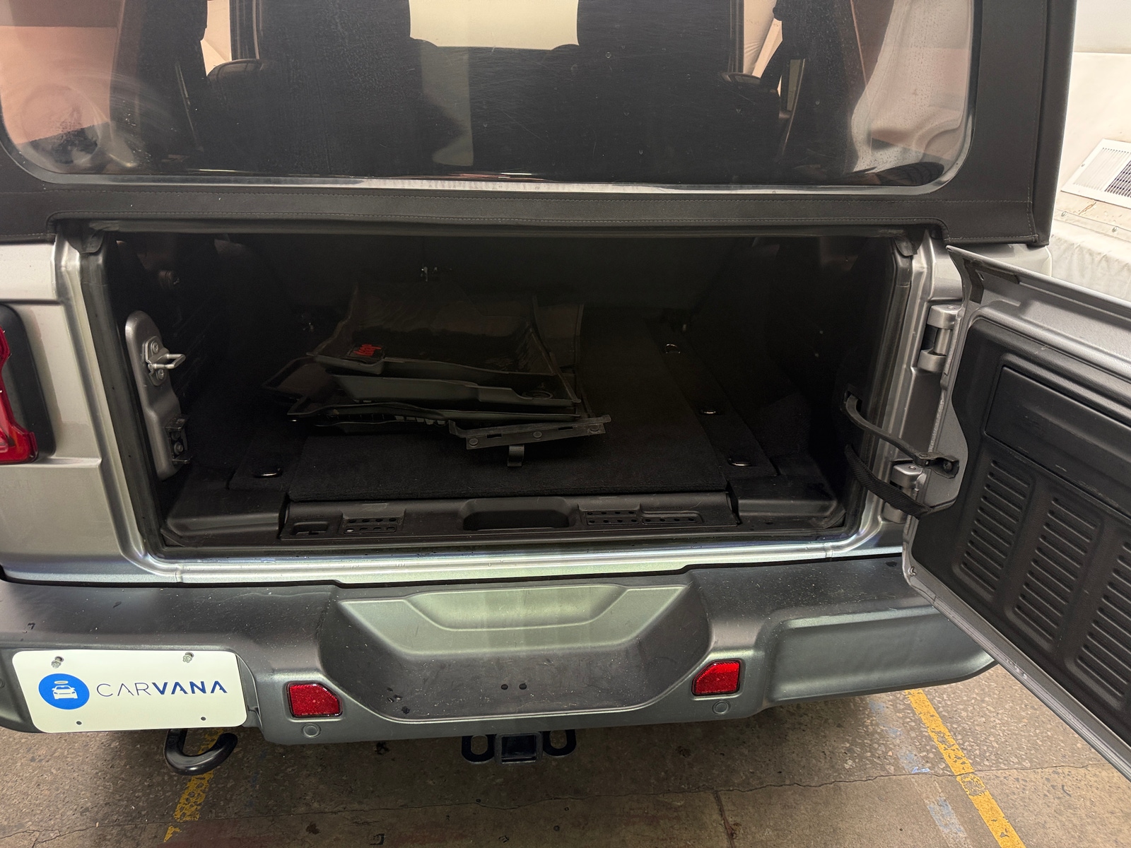 Thumbnail: 2020 Jeep Wrangler - 7