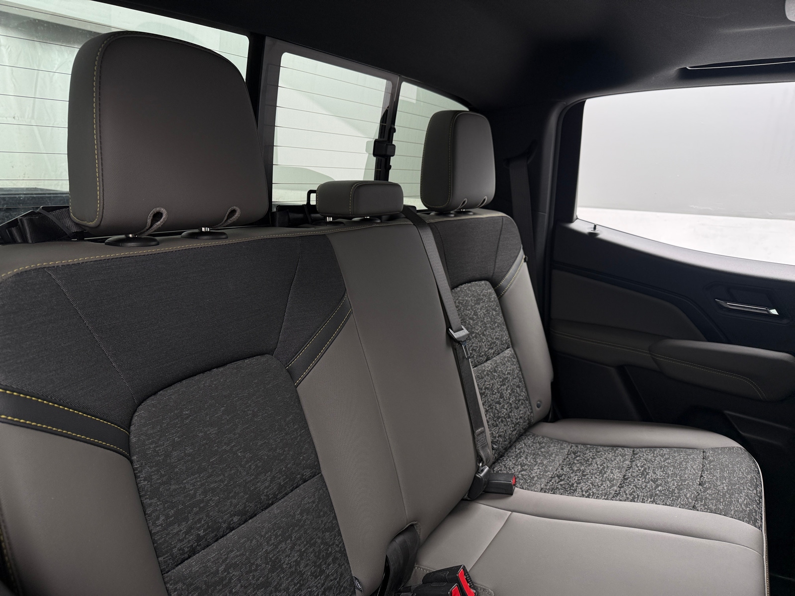 Thumbnail: 2024 Chevrolet Colorado - 5