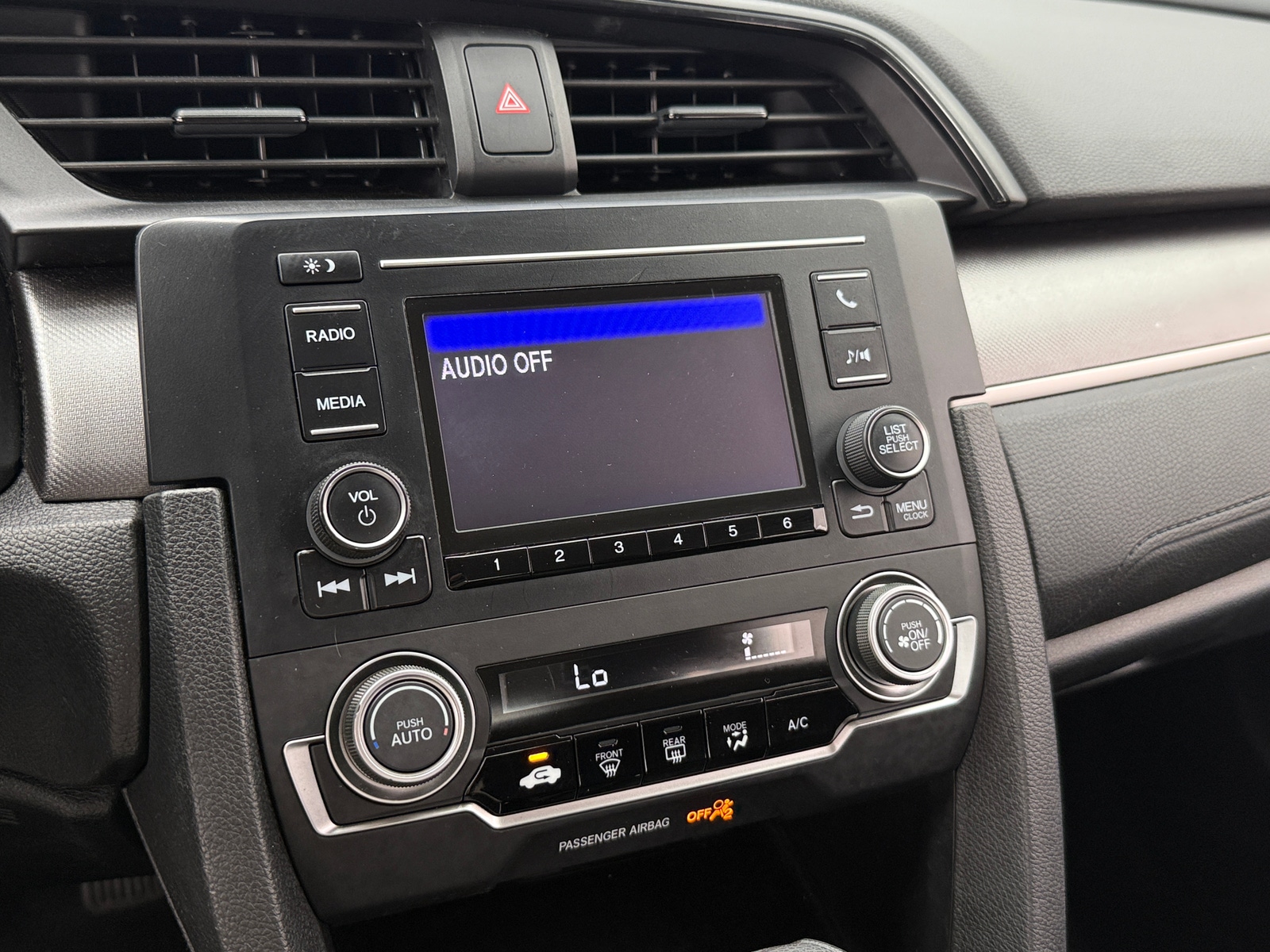 Thumbnail: 2017 Honda Civic - 4