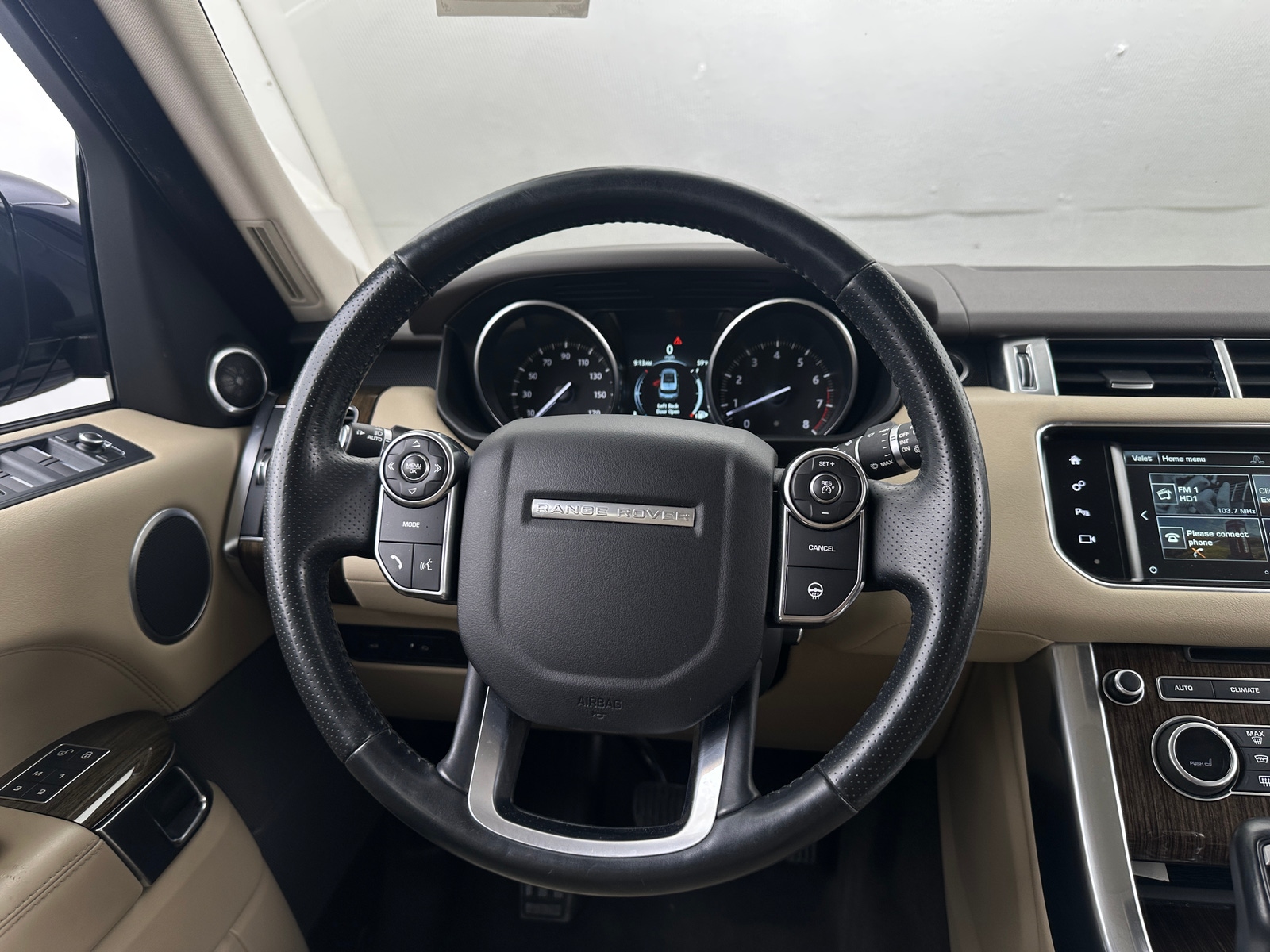 Thumbnail: 2016 Land Rover Range Rover Sport - 4