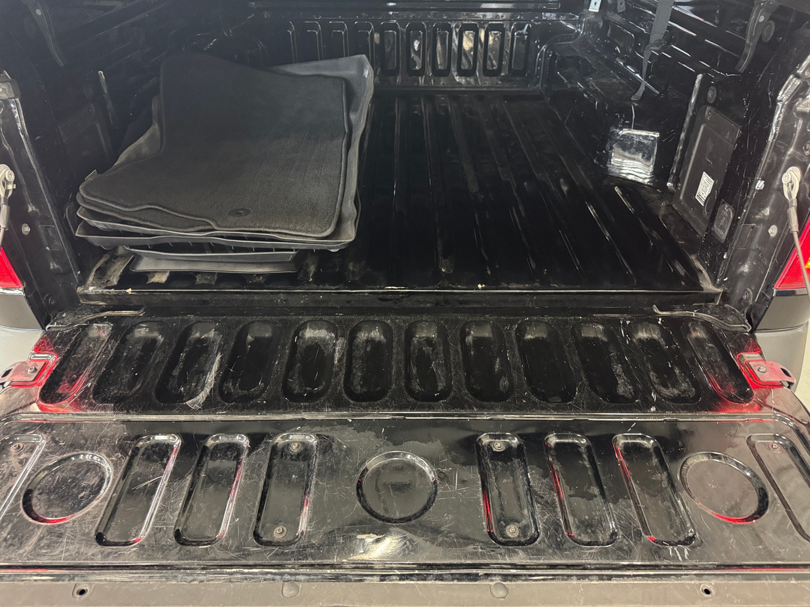 Thumbnail: 2022 Ford Maverick - 7