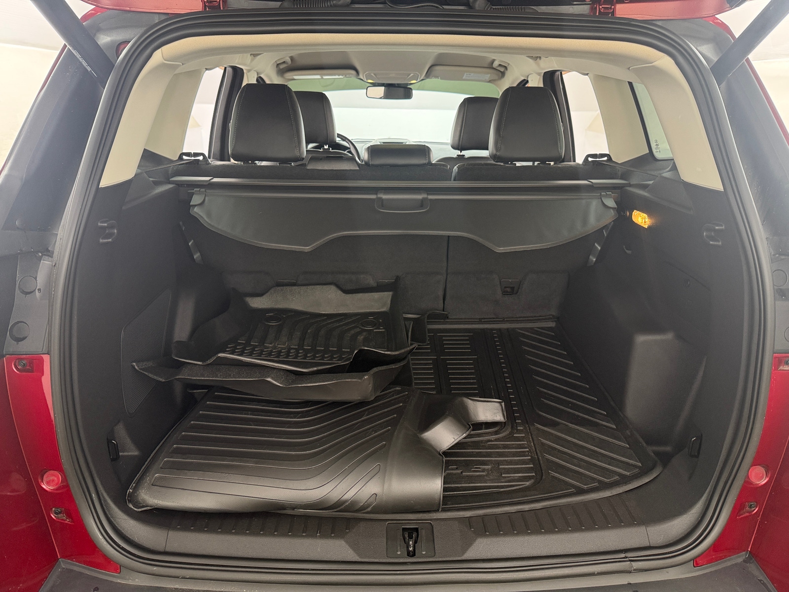 Thumbnail: 2016 Ford Escape - 6