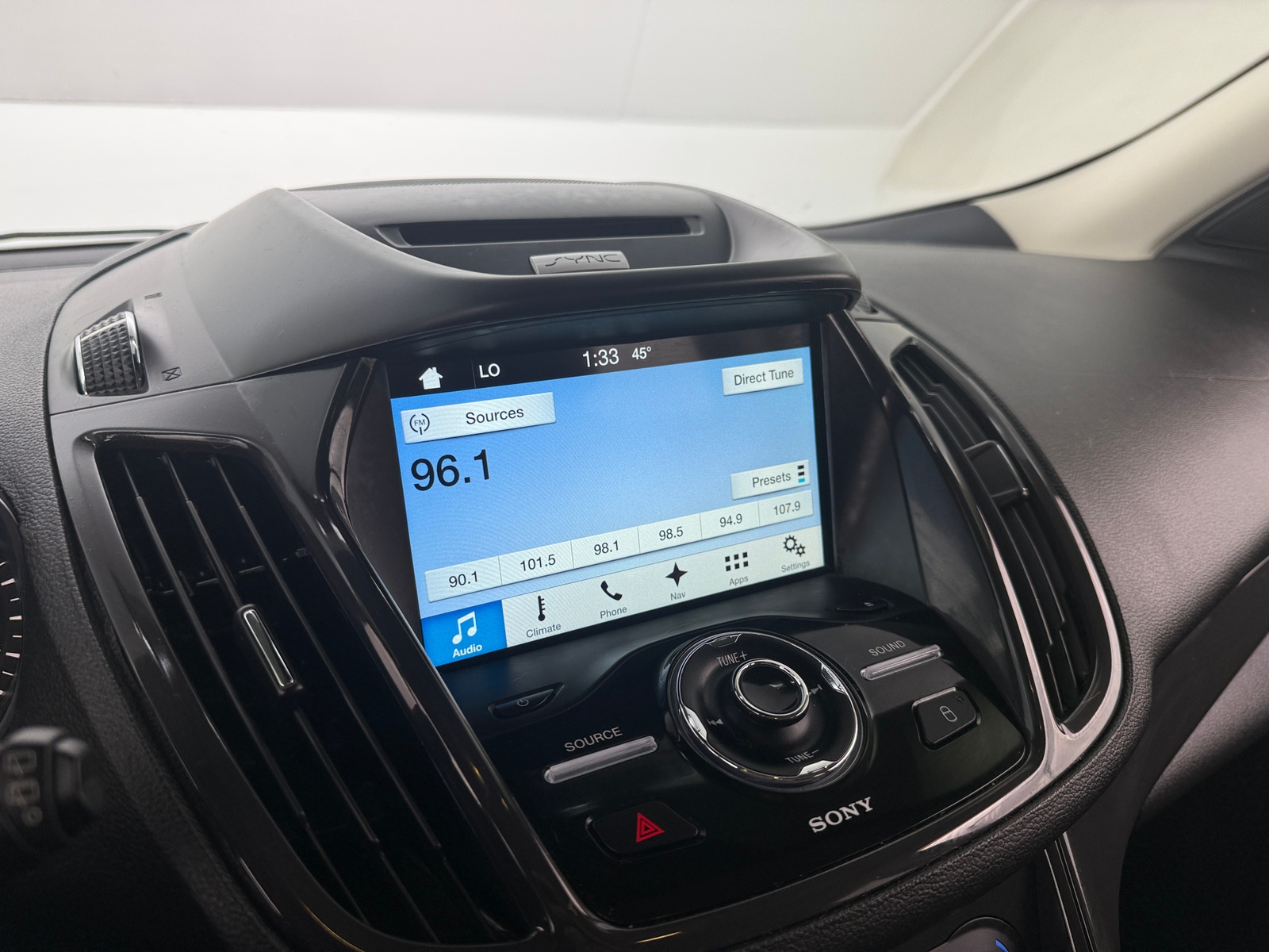 Thumbnail: 2016 Ford Escape - 3