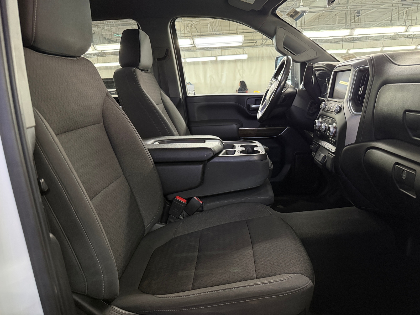 Thumbnail: 2021 GMC Sierra 2500 - 2