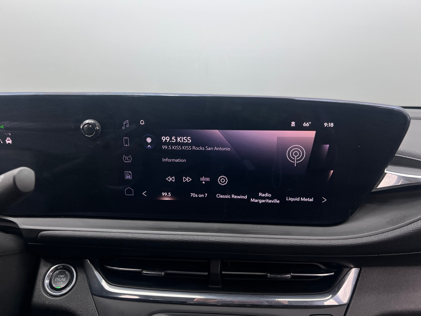 Thumbnail: 2025 Buick Envista - 4