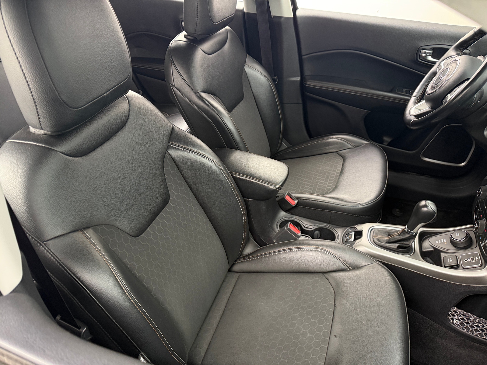 Thumbnail: 2019 Jeep Compass - 2