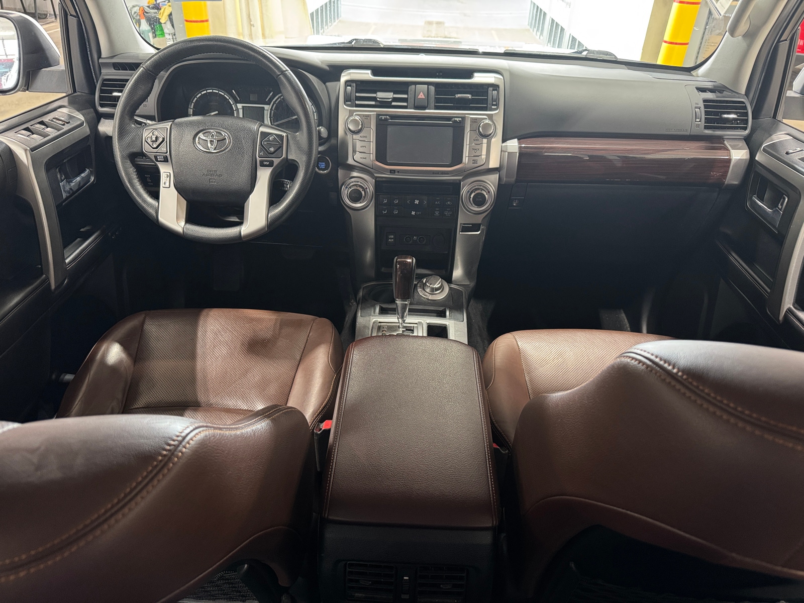 Thumbnail: 2016 Toyota 4Runner - 3