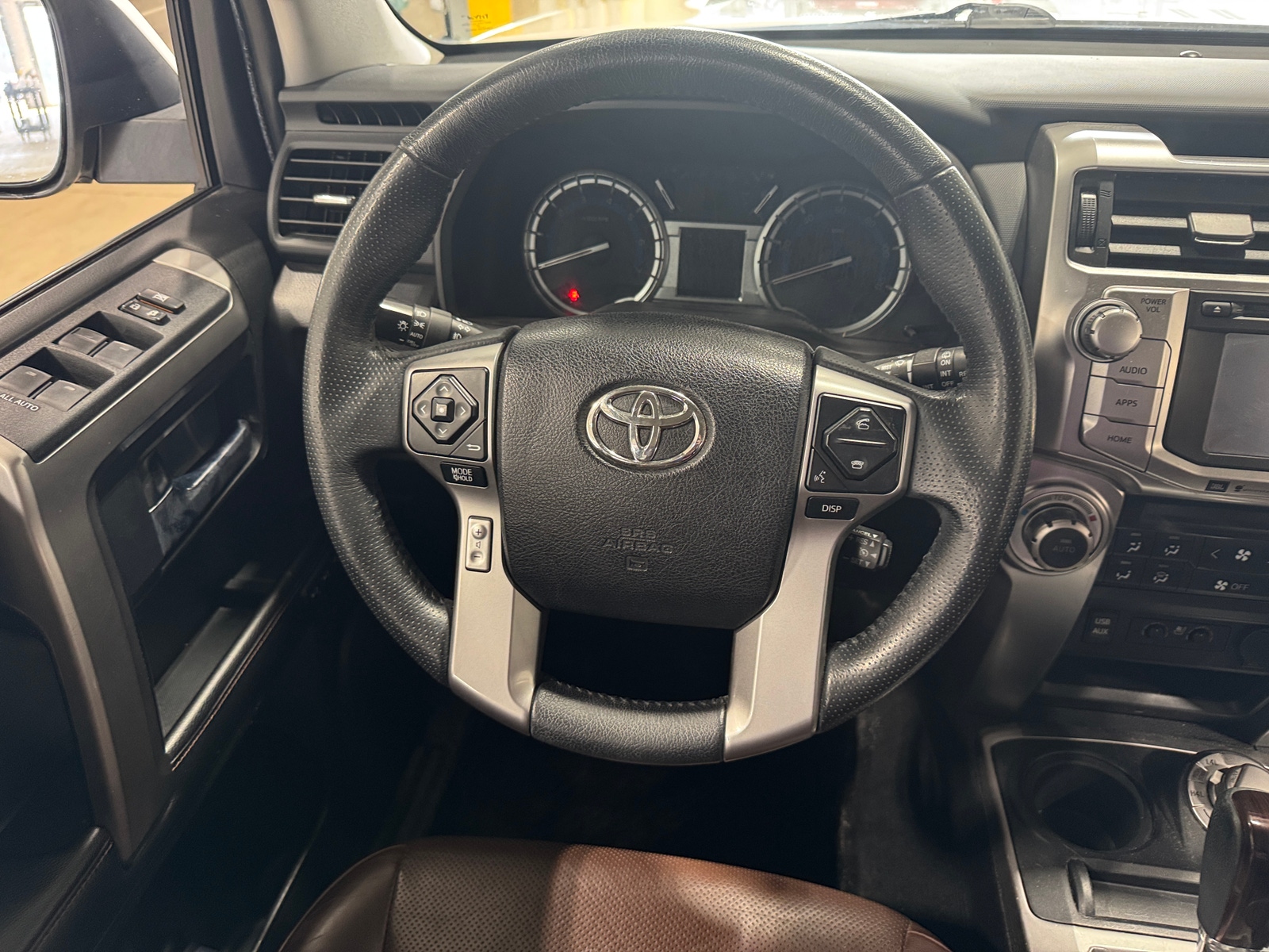 Thumbnail: 2016 Toyota 4Runner - 5