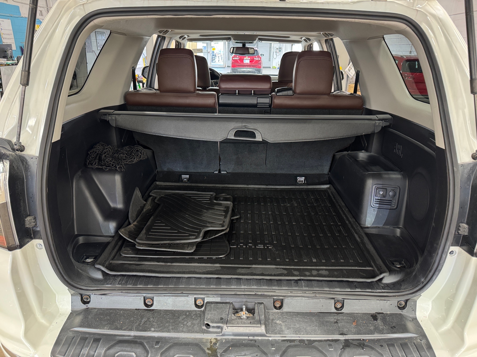 Thumbnail: 2016 Toyota 4Runner - 7