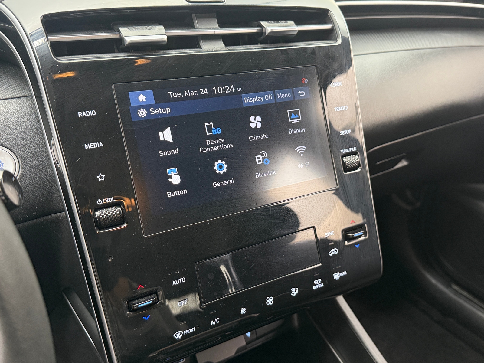 Thumbnail: 2024 Hyundai Tucson - 4