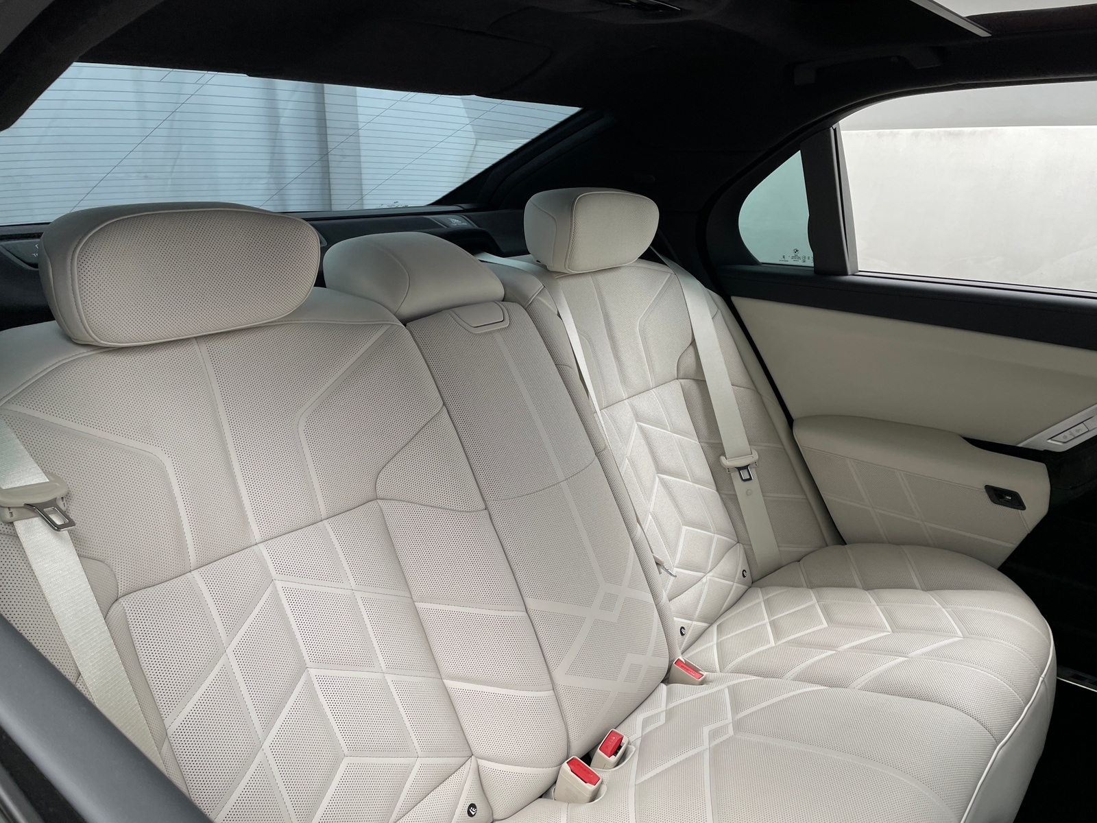 Thumbnail: 2024 BMW 7 Series - 5