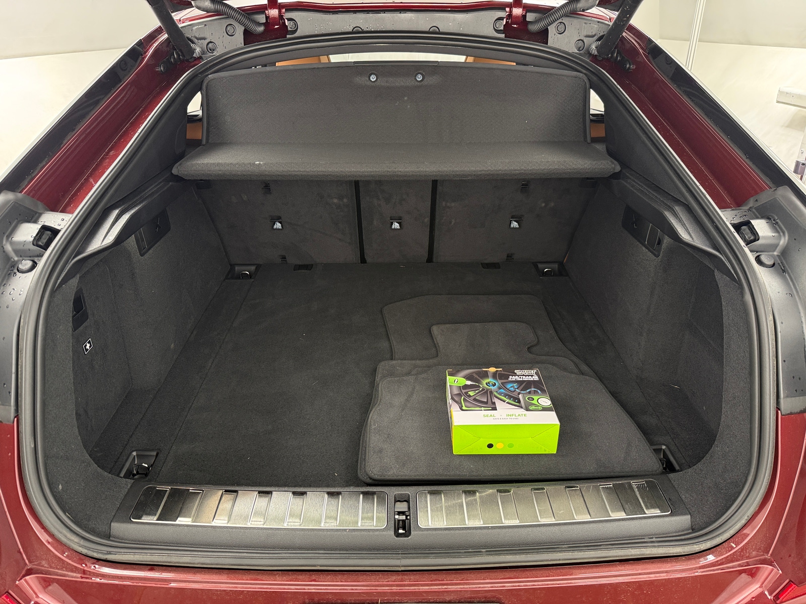 Thumbnail: 2024 BMW X6 - 6