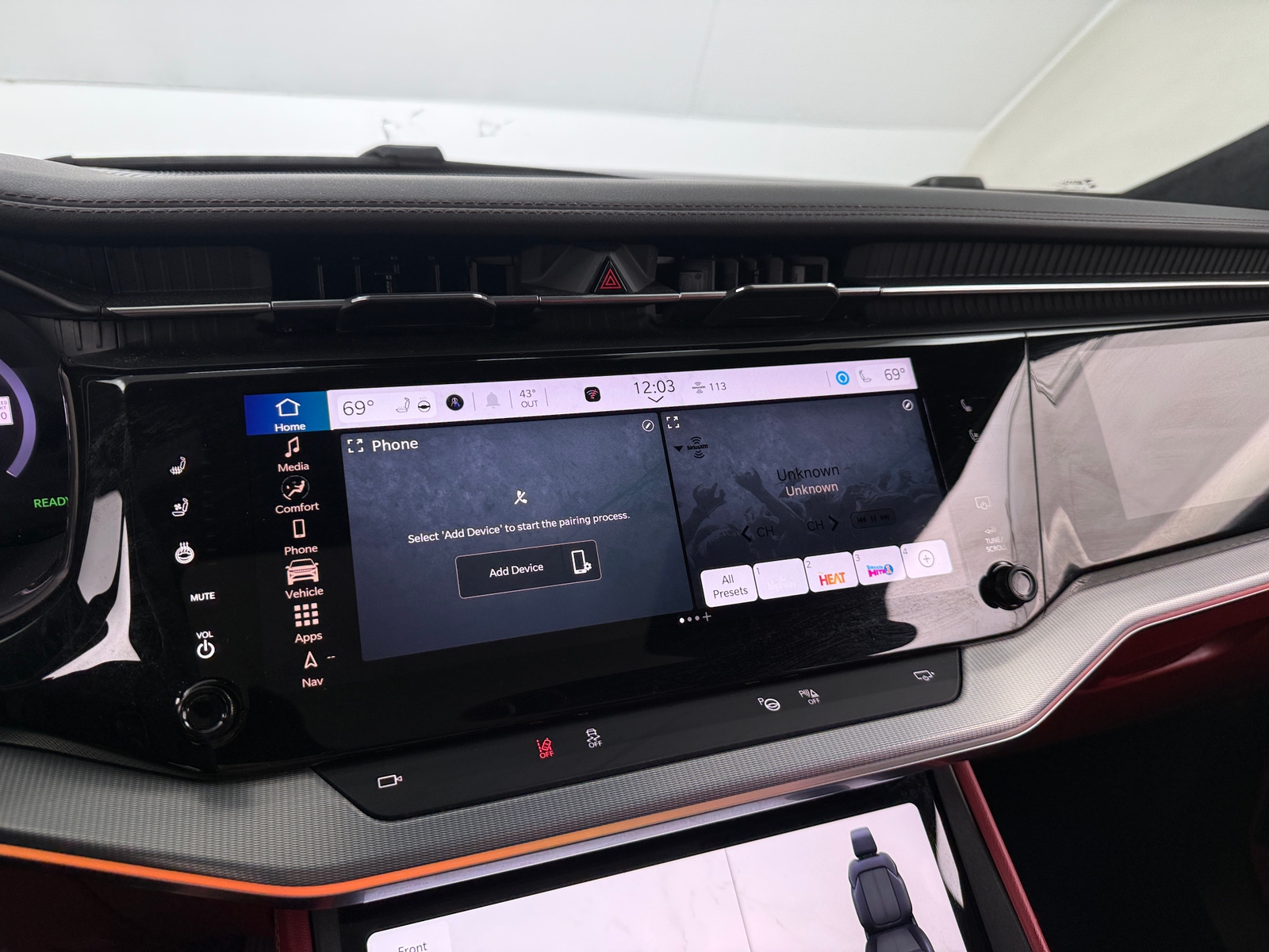 Thumbnail: 2024 Jeep Wagoneer S - 3