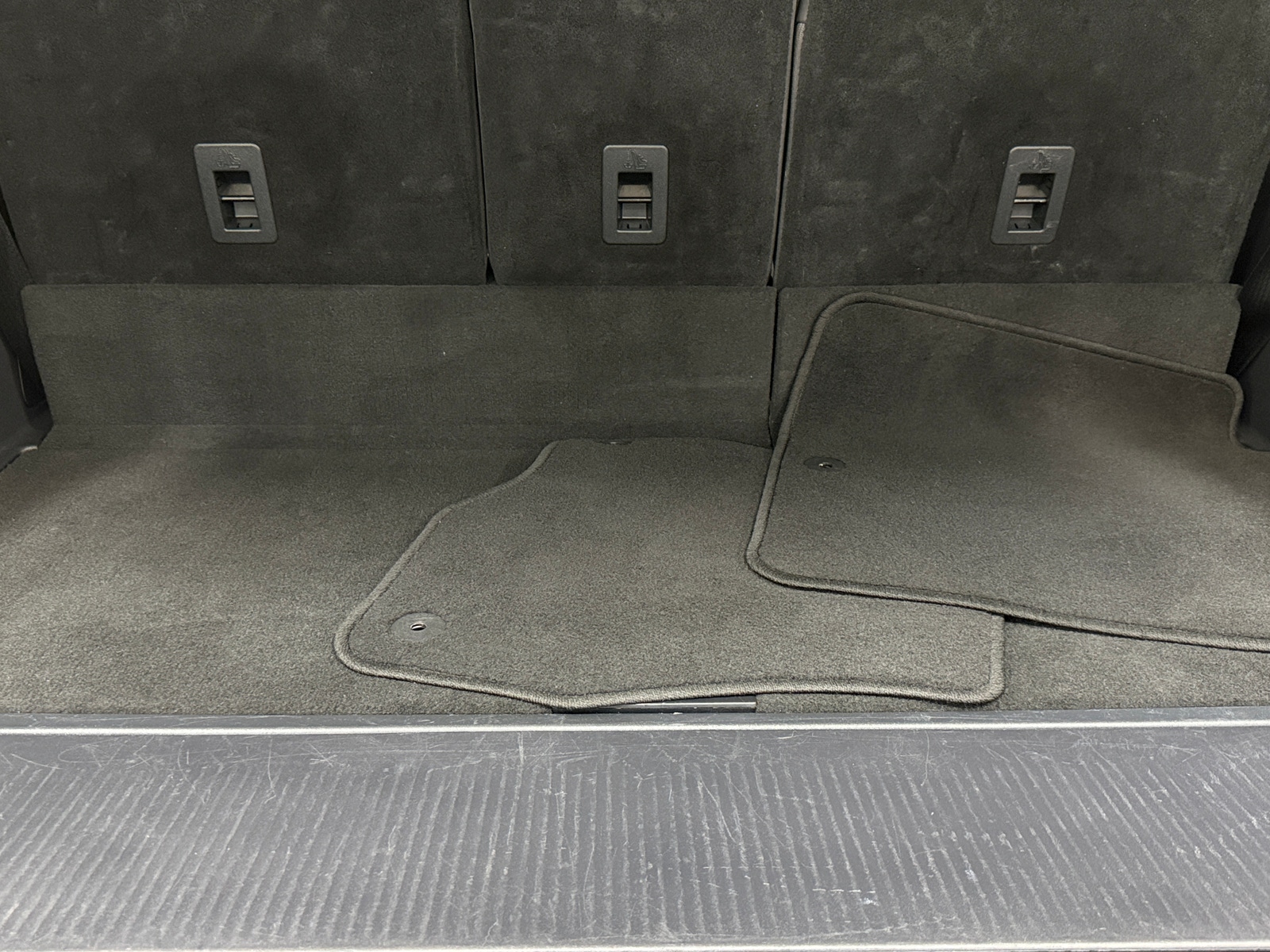 Thumbnail: 2025 Ford Expedition - 7