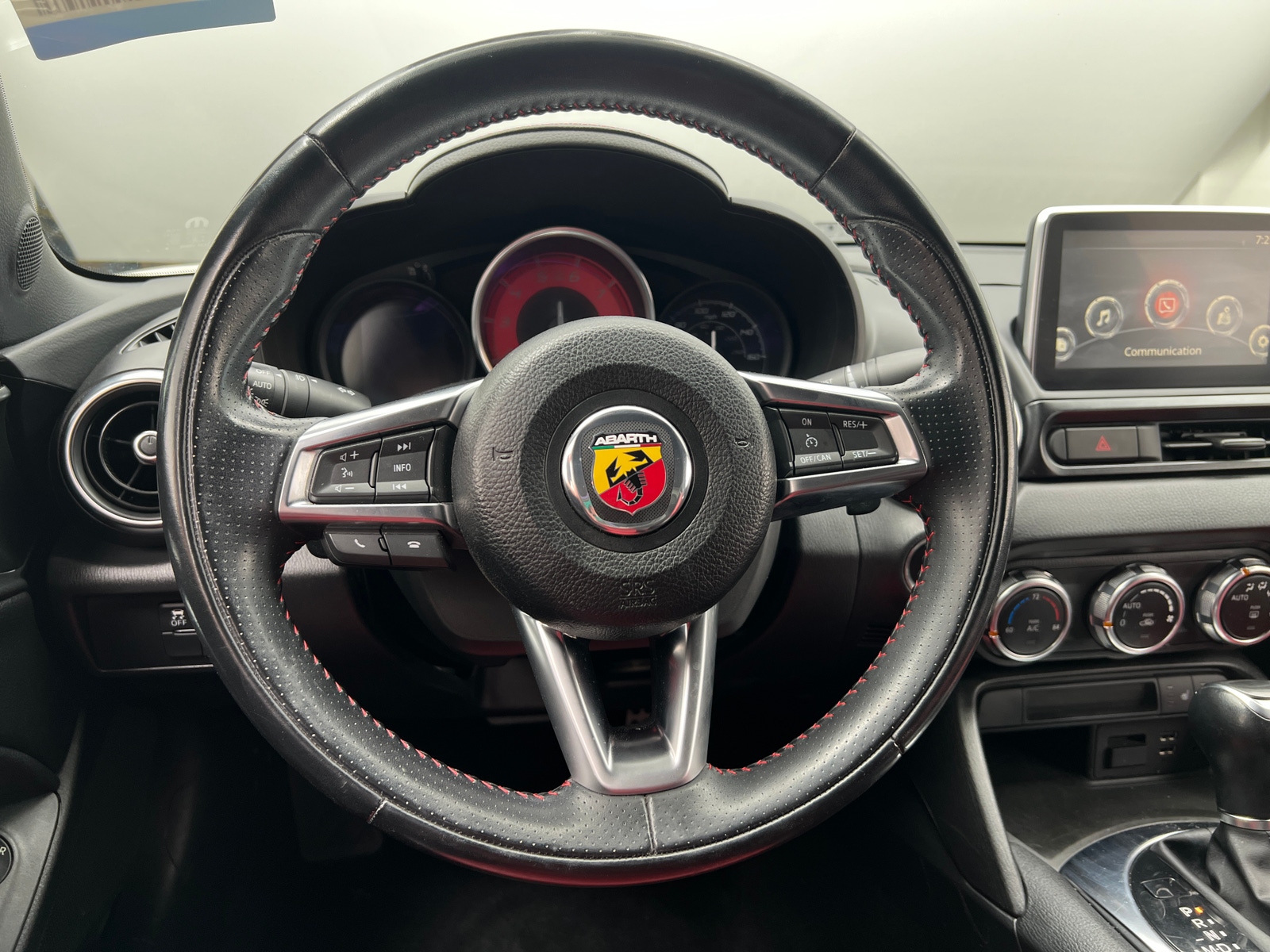 Thumbnail: 2019 Fiat 124 Spider - 3